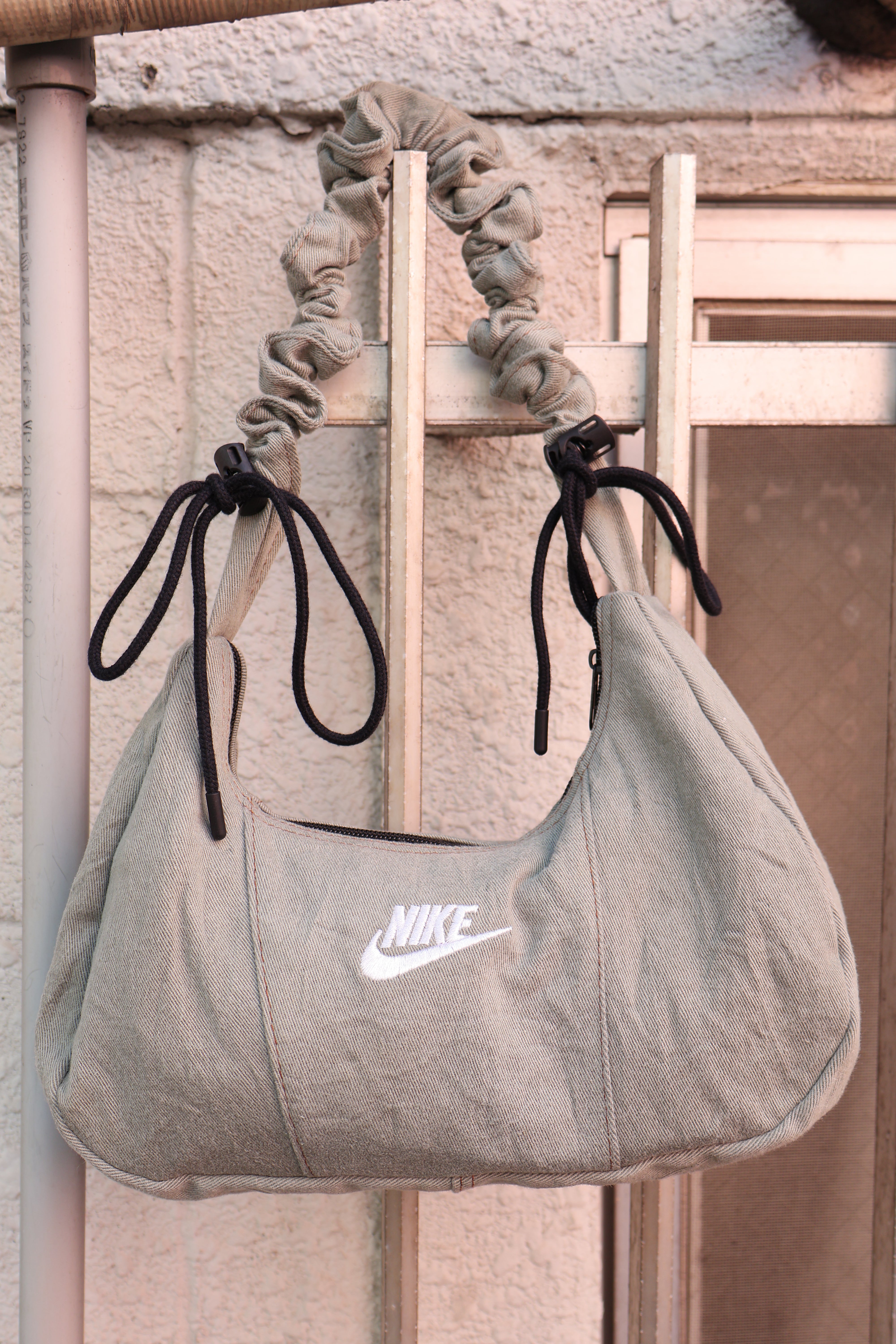 Nk Shoulder Bag
