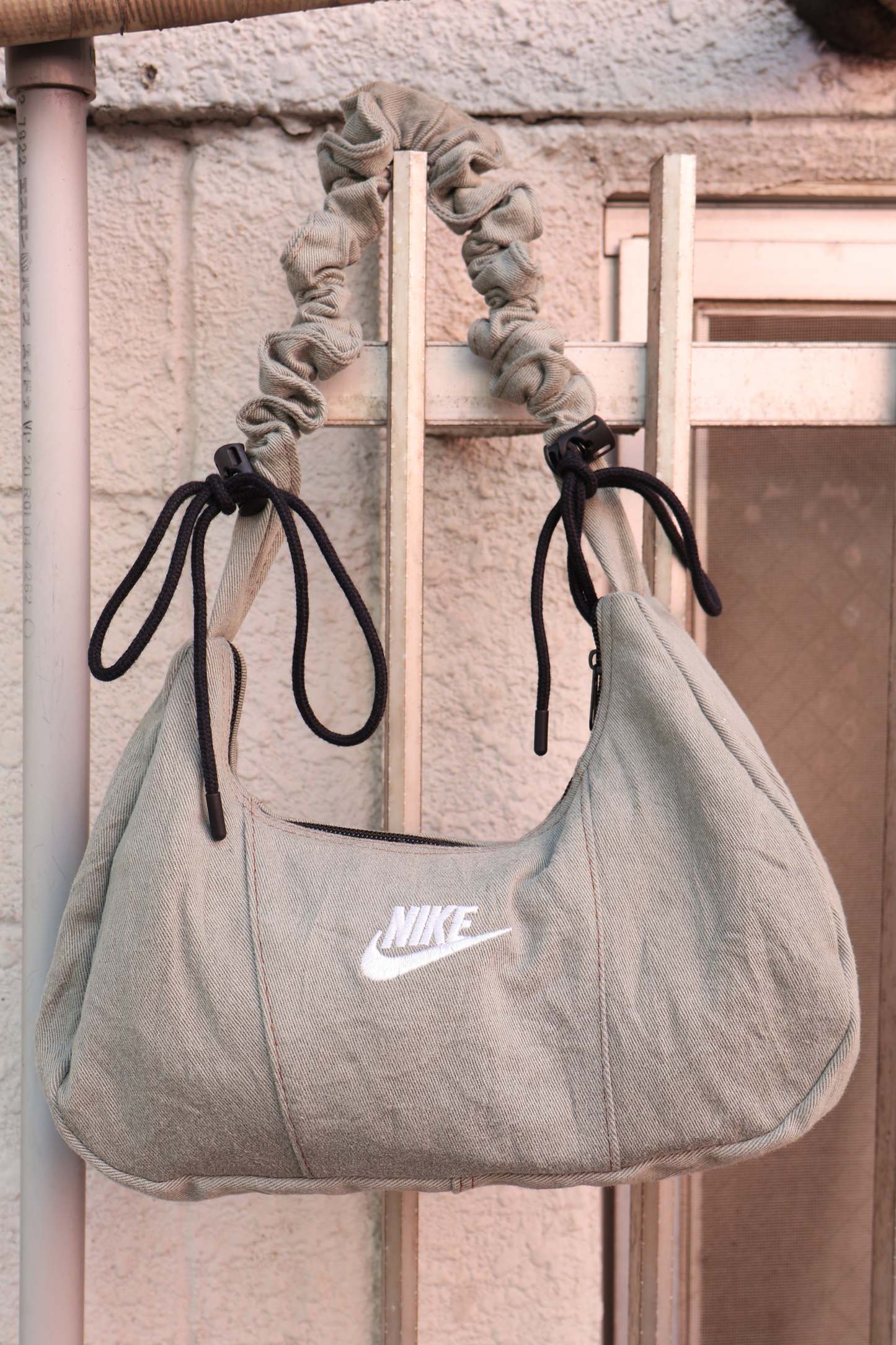 Nk Shoulder Bag