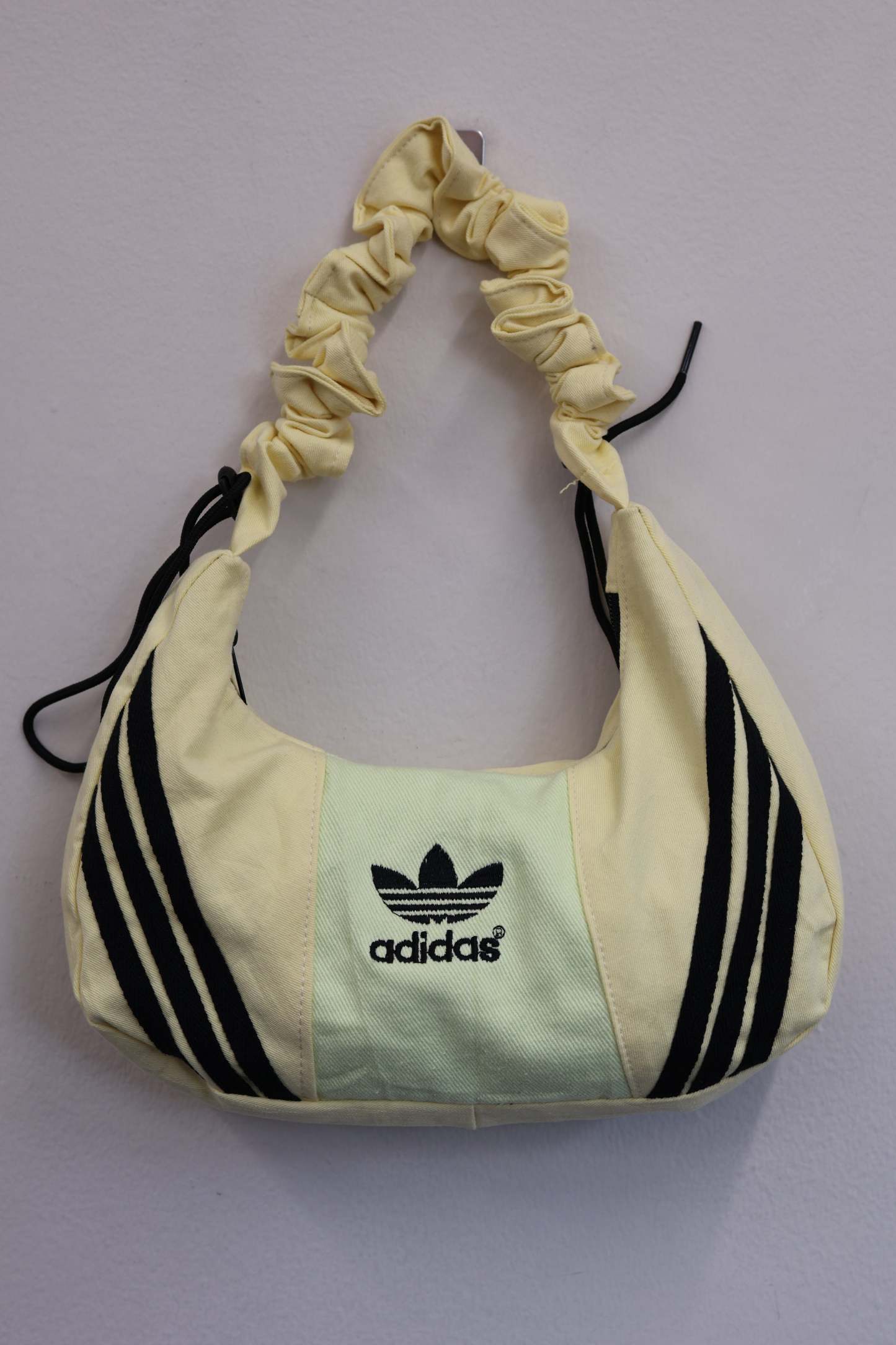 Ad Shoulder Bag