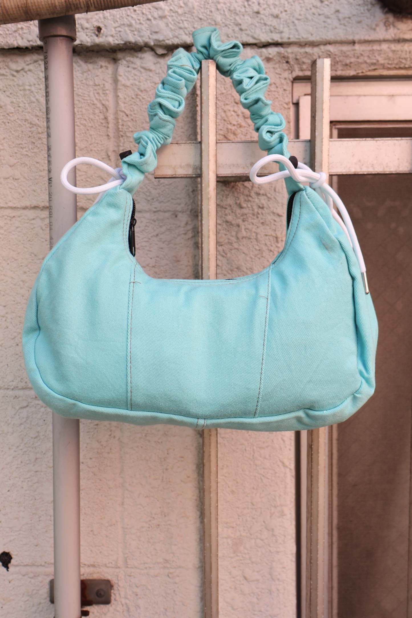 Ad Shoulder Bag 