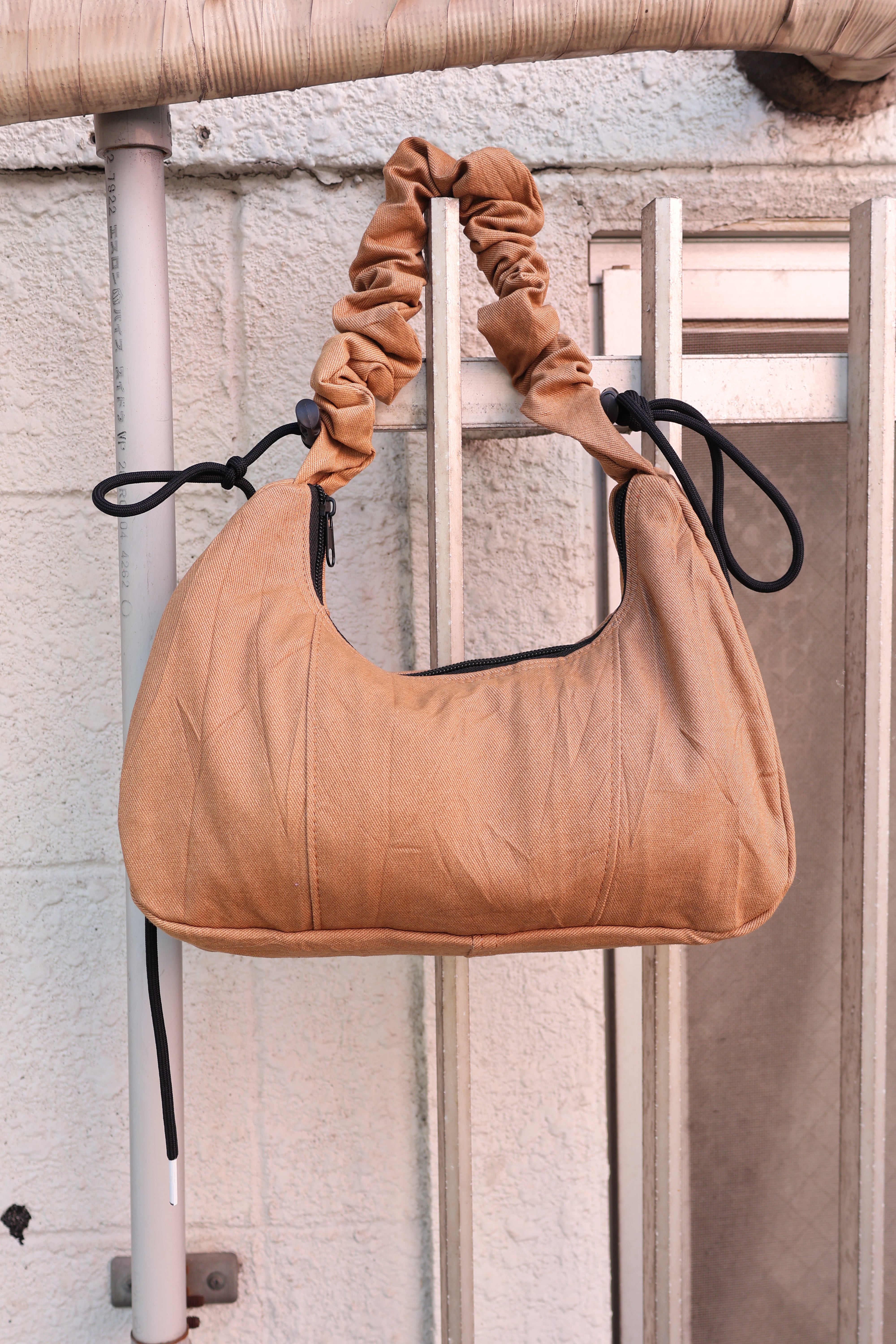Ad Shoulder Bag 