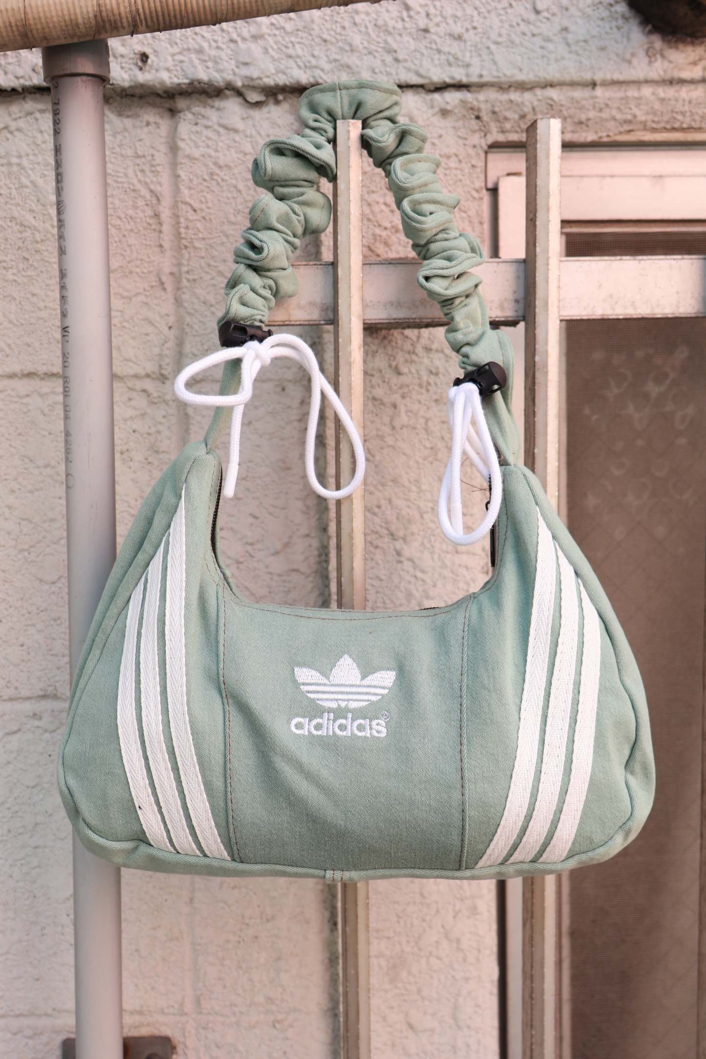 Ad Shoulder Bag 