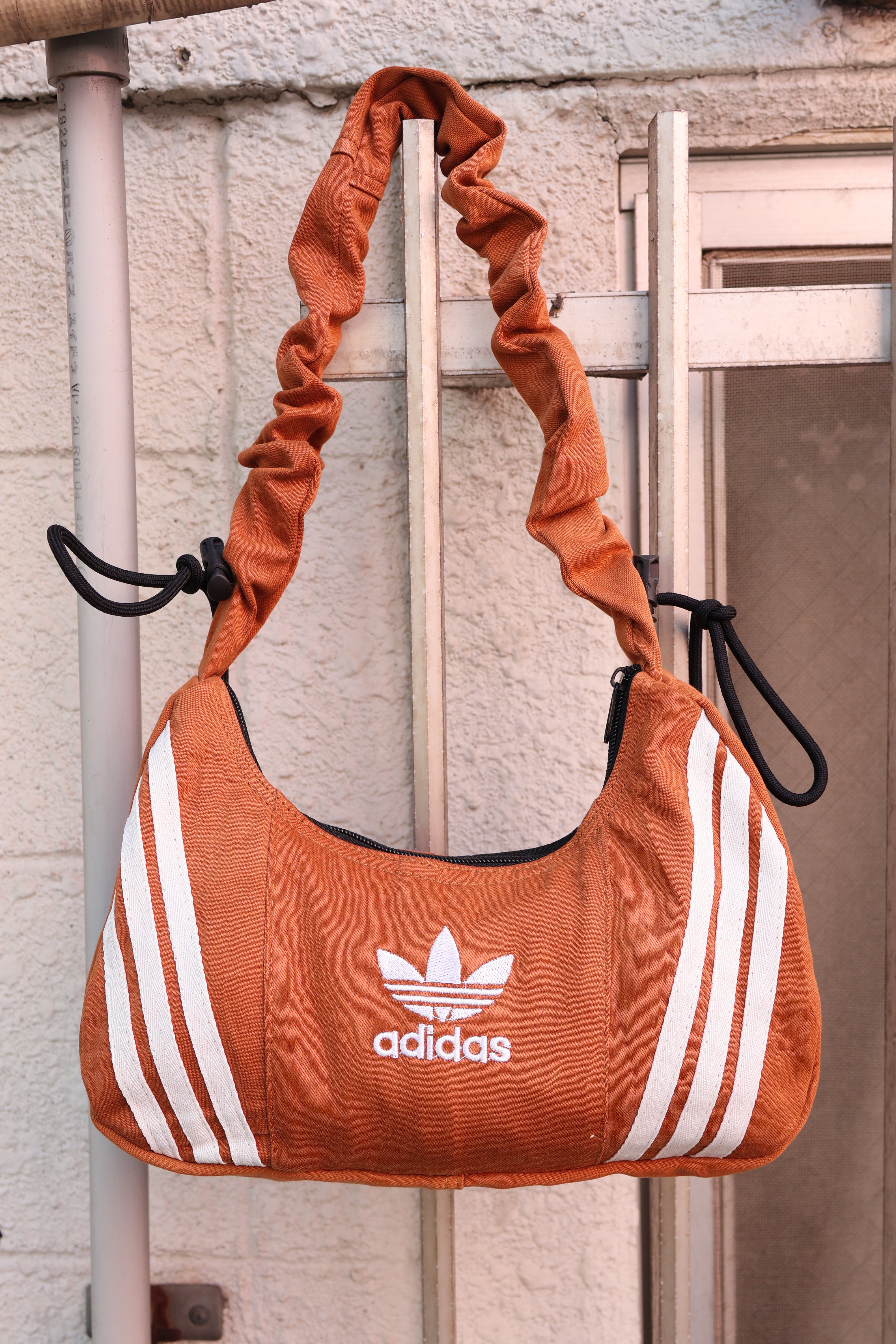 Ad Shoulder Bag 