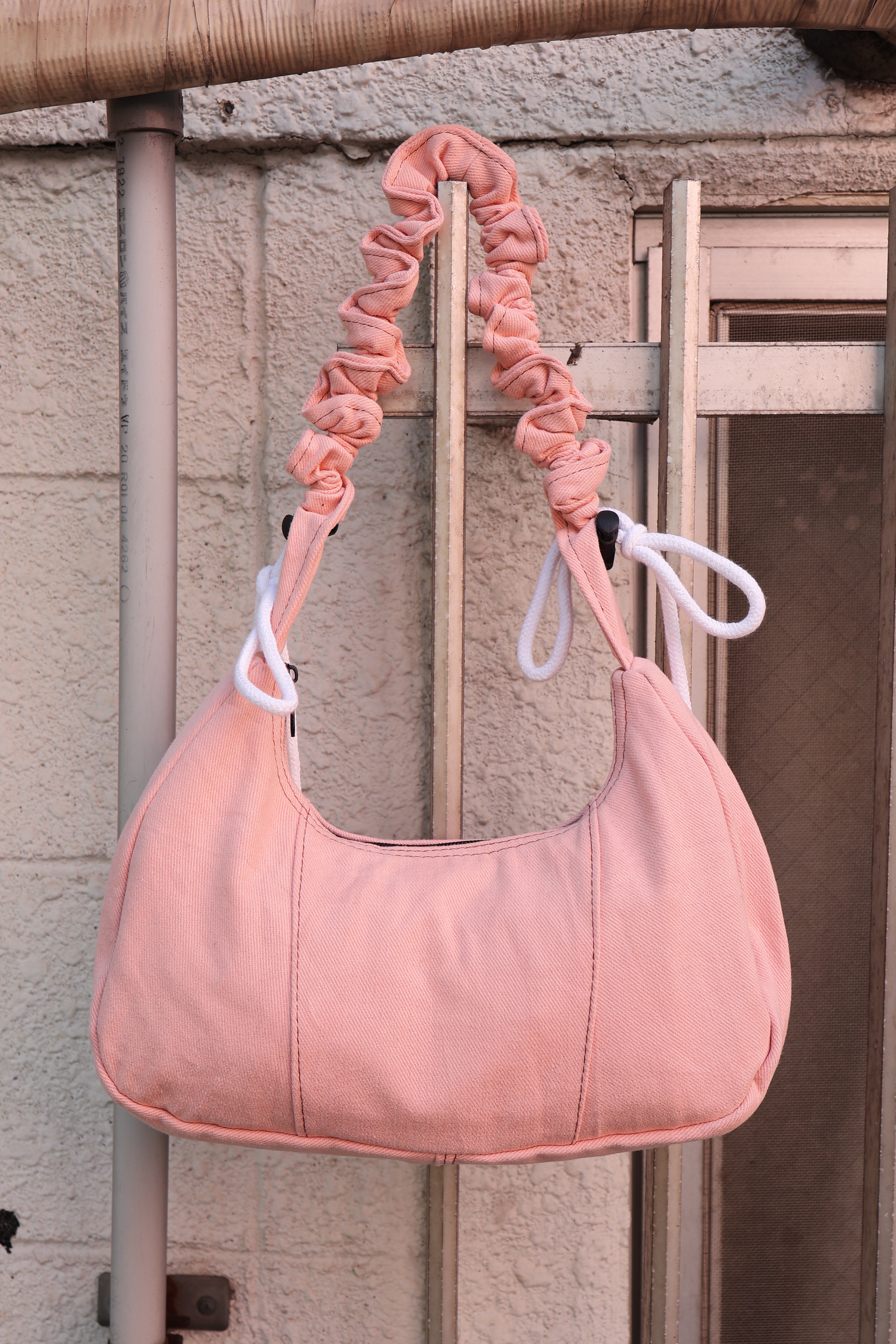 Ad Shoulder Bag 