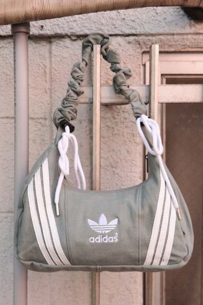 Ad Shoulder Bag 