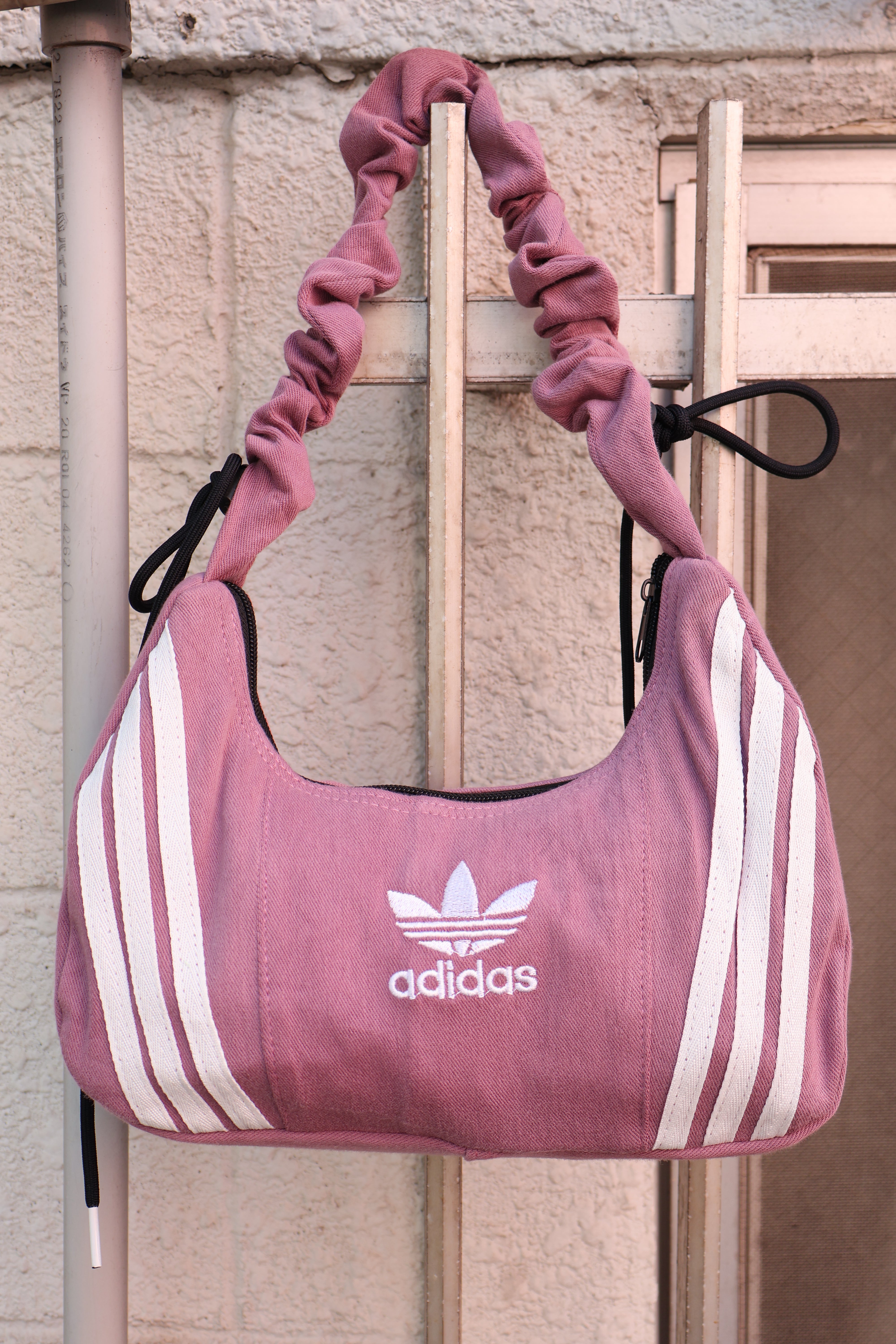 Ad Shoulder Bag 