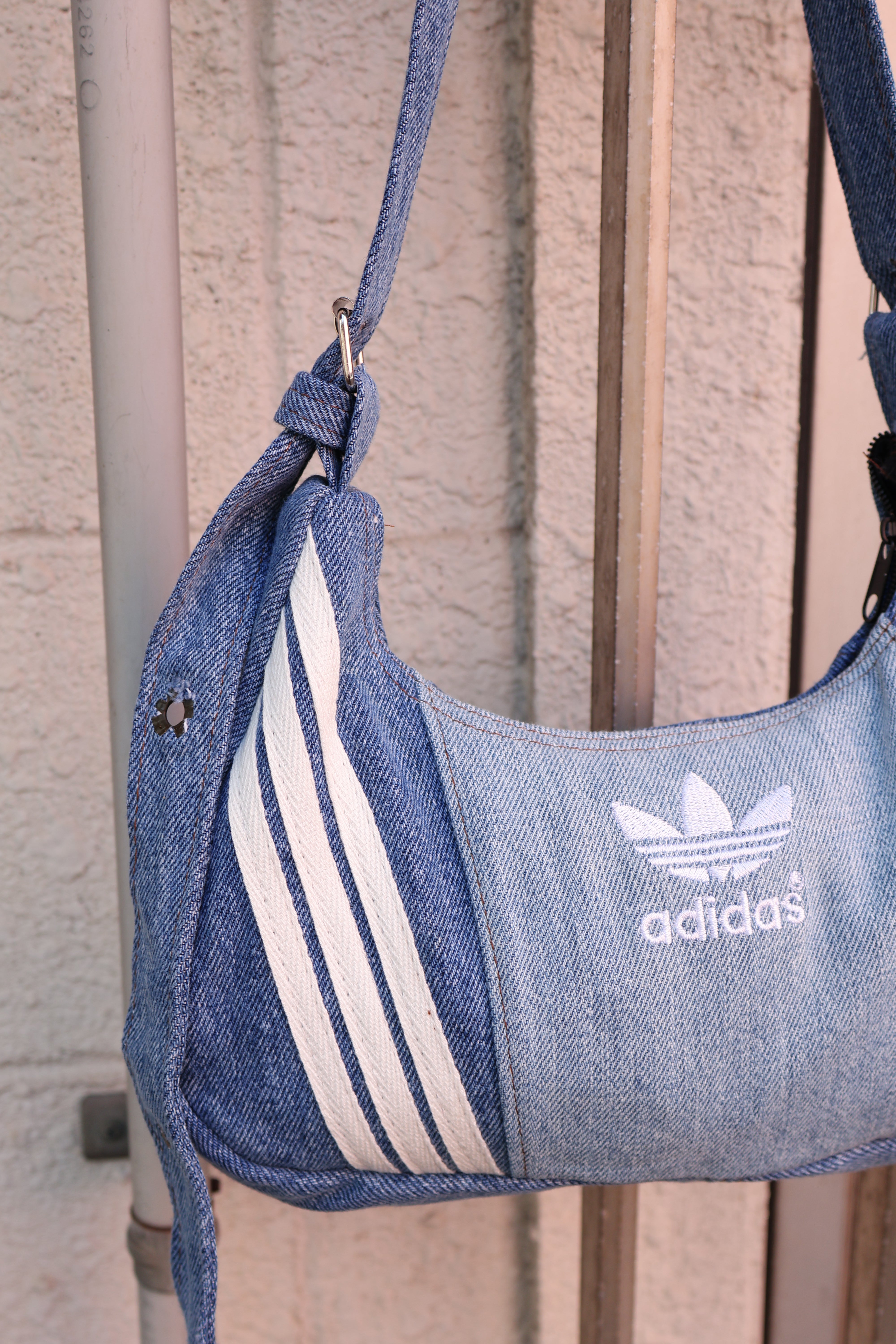 Ad Shoulder Bag 