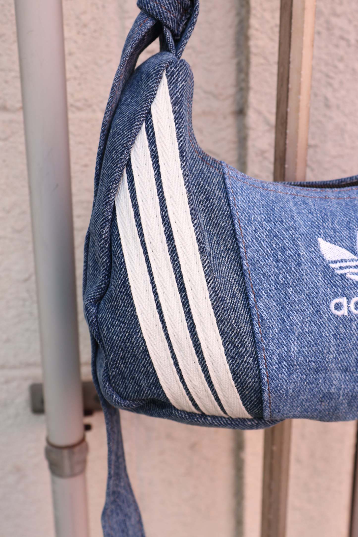 Ad Shoulder Bag 