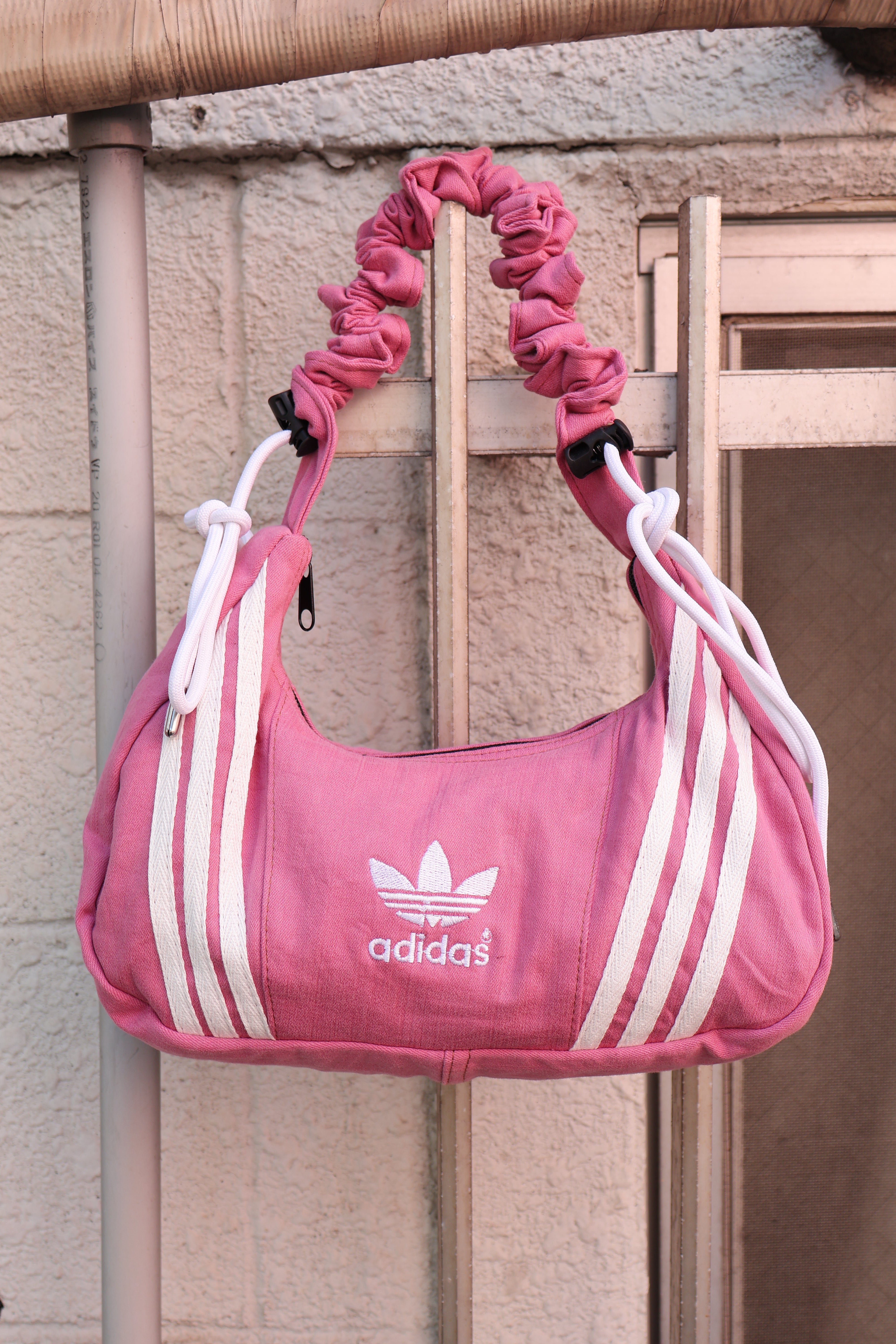 Ad Shoulder Bag 