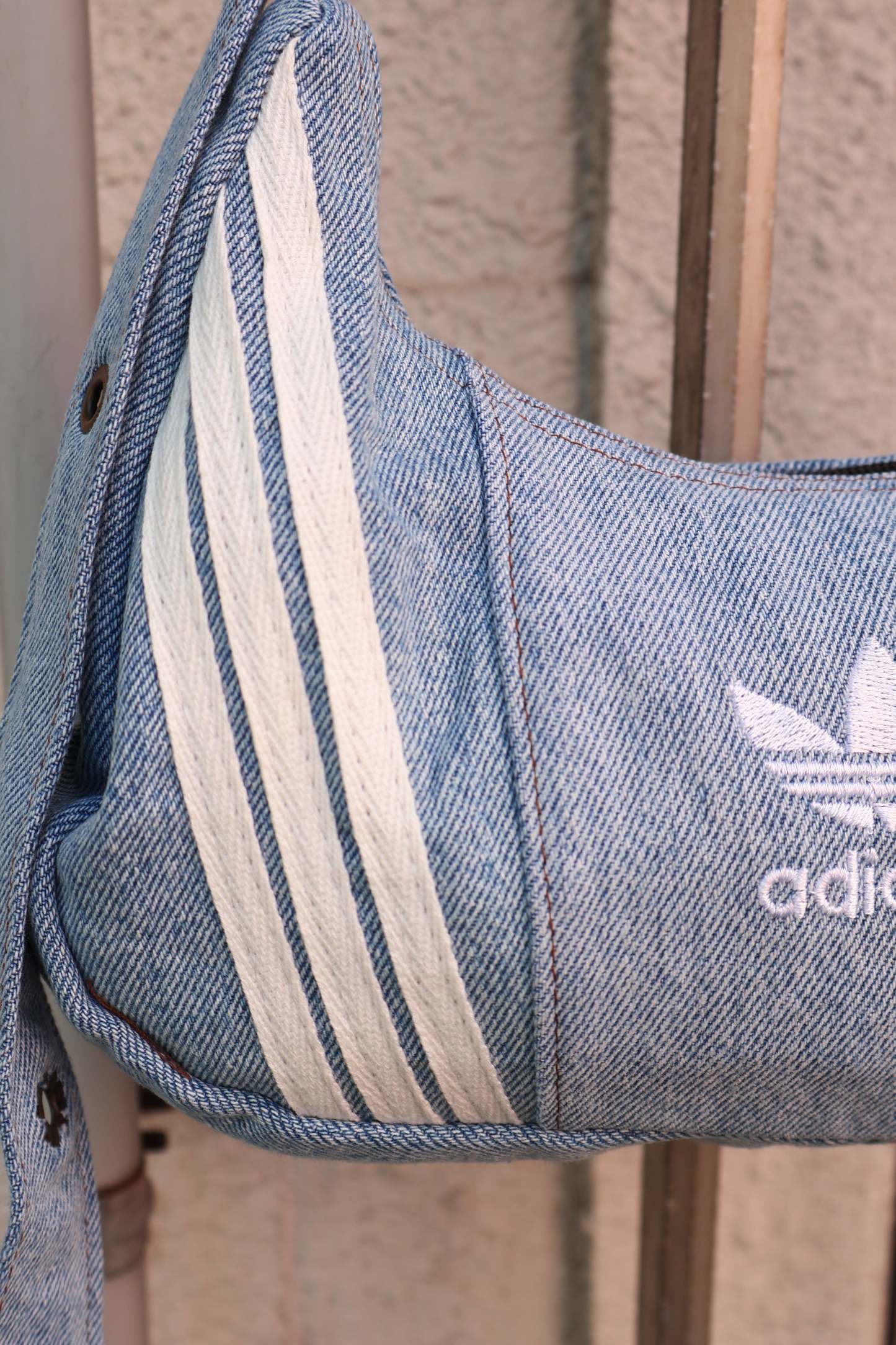 Ad Shoulder Bag 
