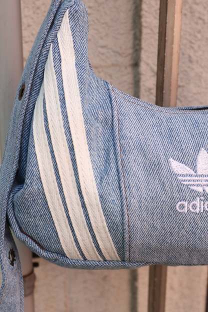 Ad Shoulder Bag 