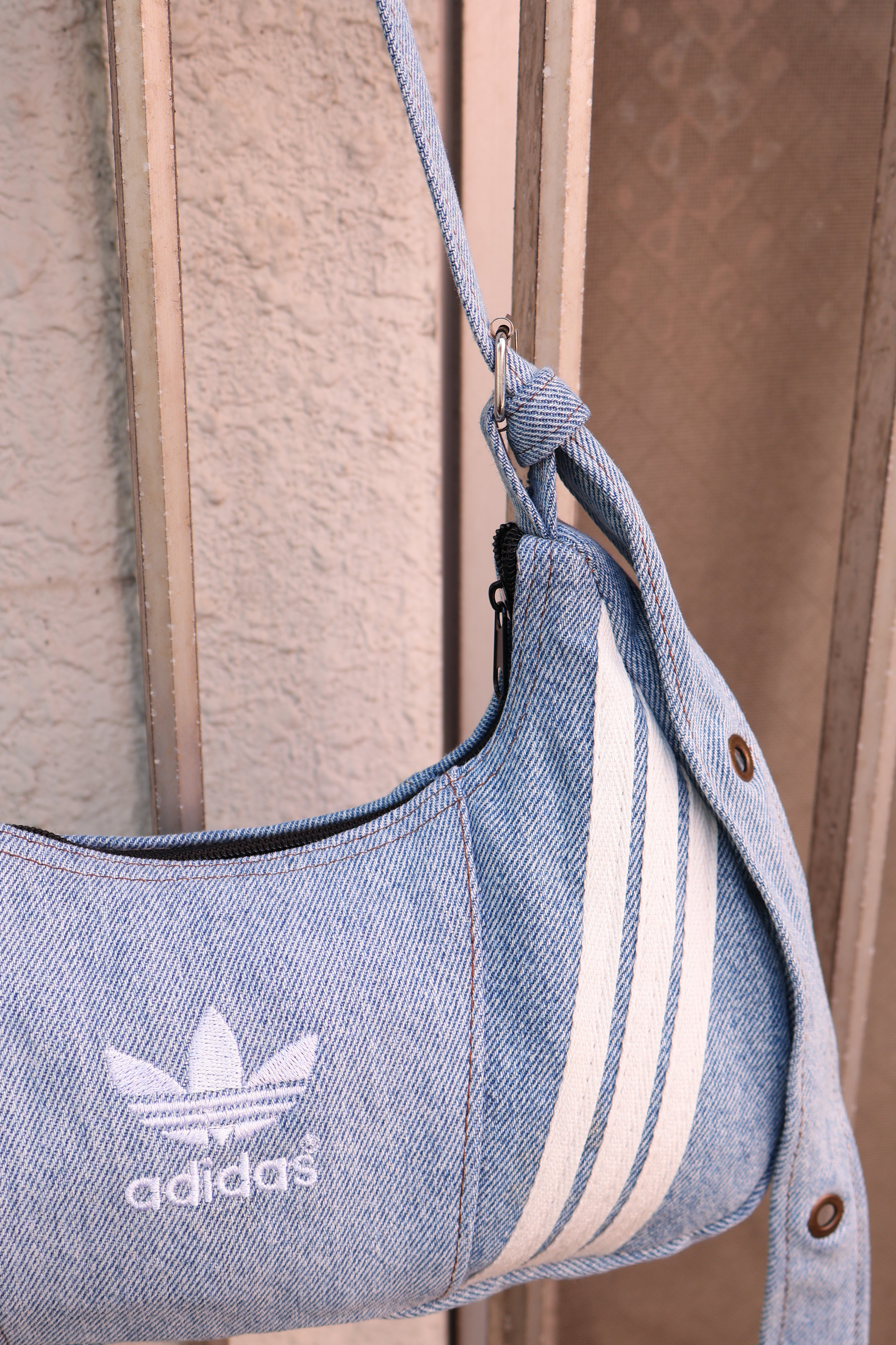 Ad Shoulder Bag 