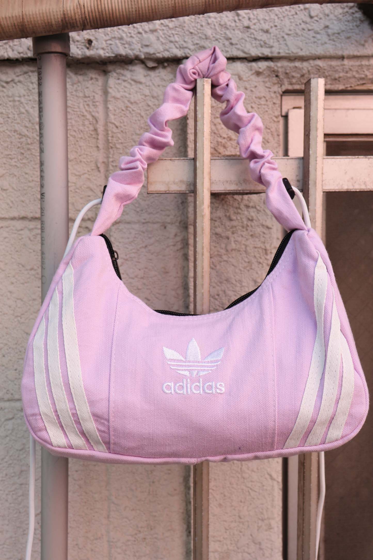 Ad Shoulder Bag 