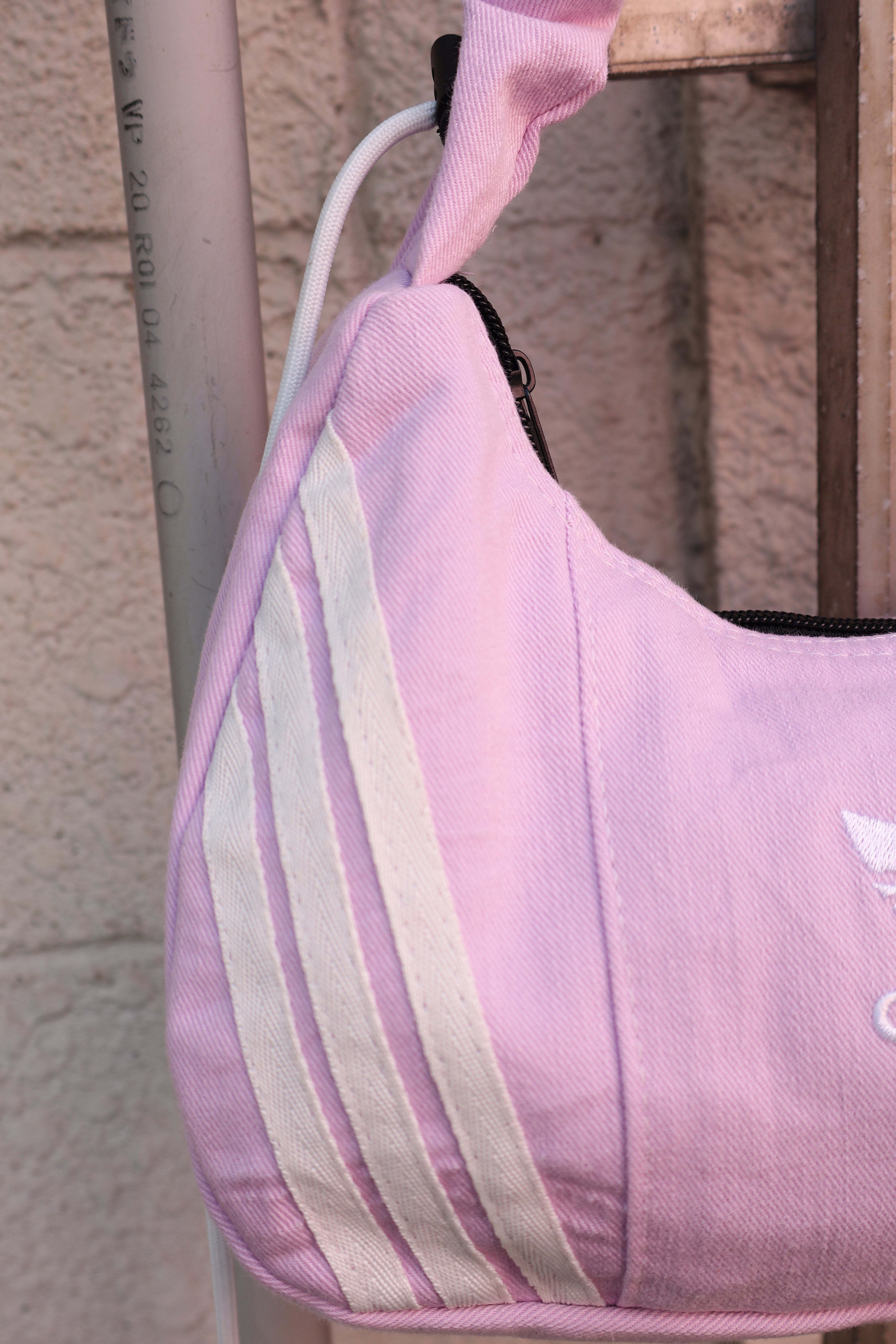 Ad Shoulder Bag 