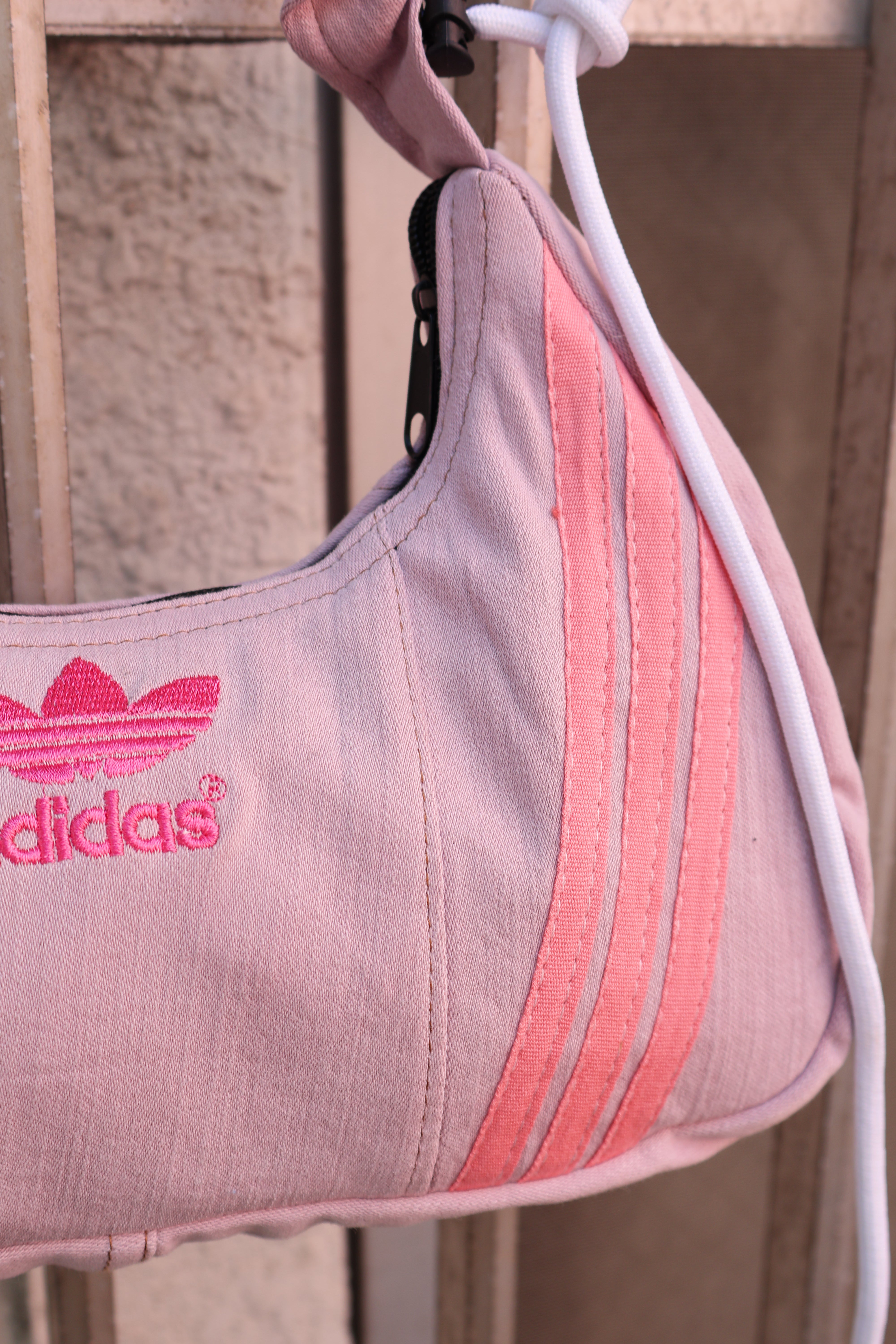 Ad Shoulder Bag 
