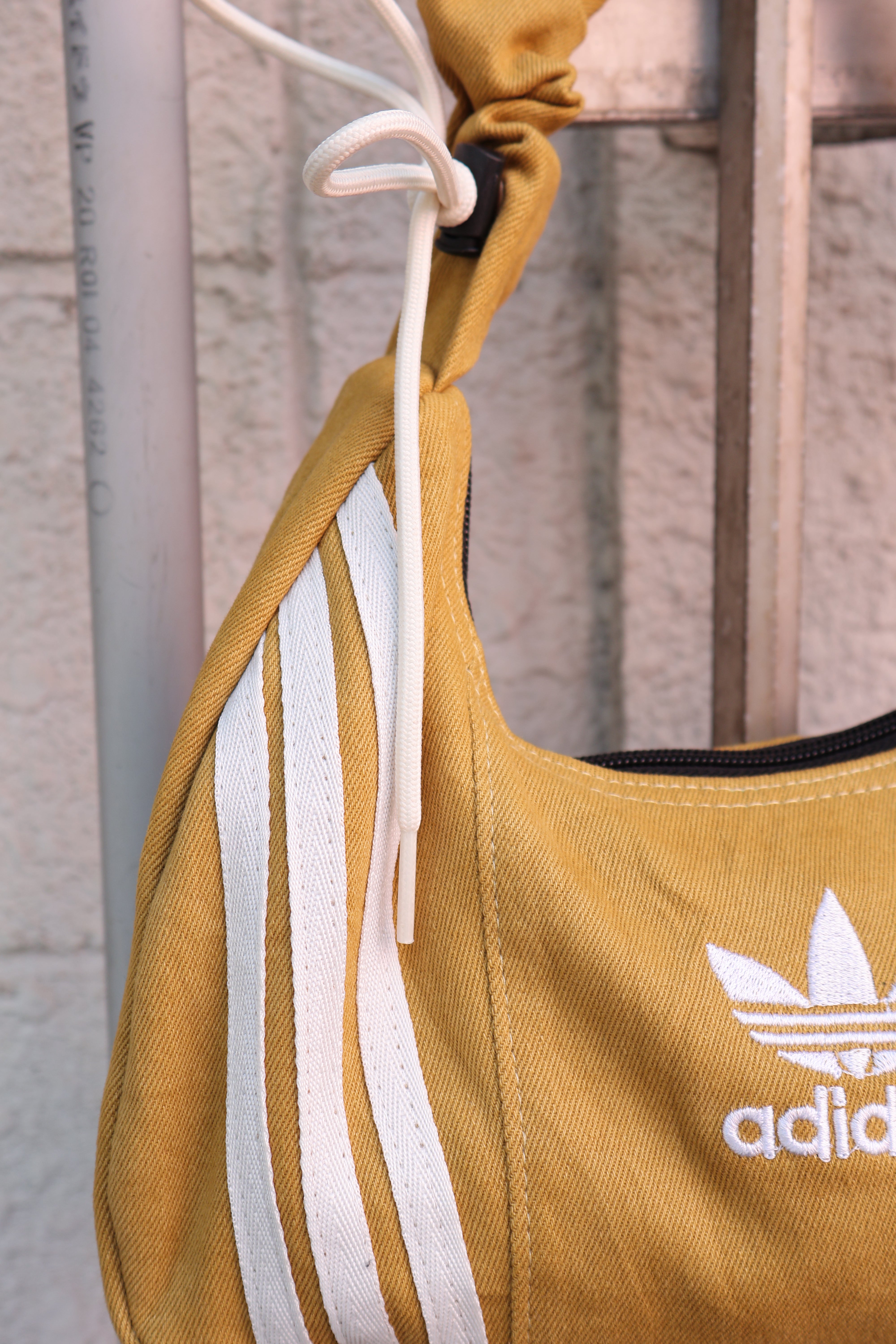 Ad Shoulder Bag 