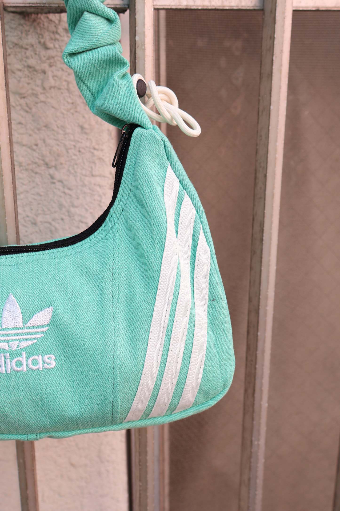 Ad Shoulder Bag 