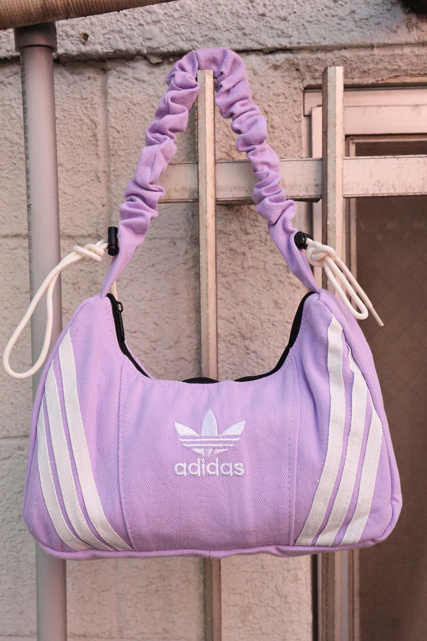 Ad Shoulder Bag 