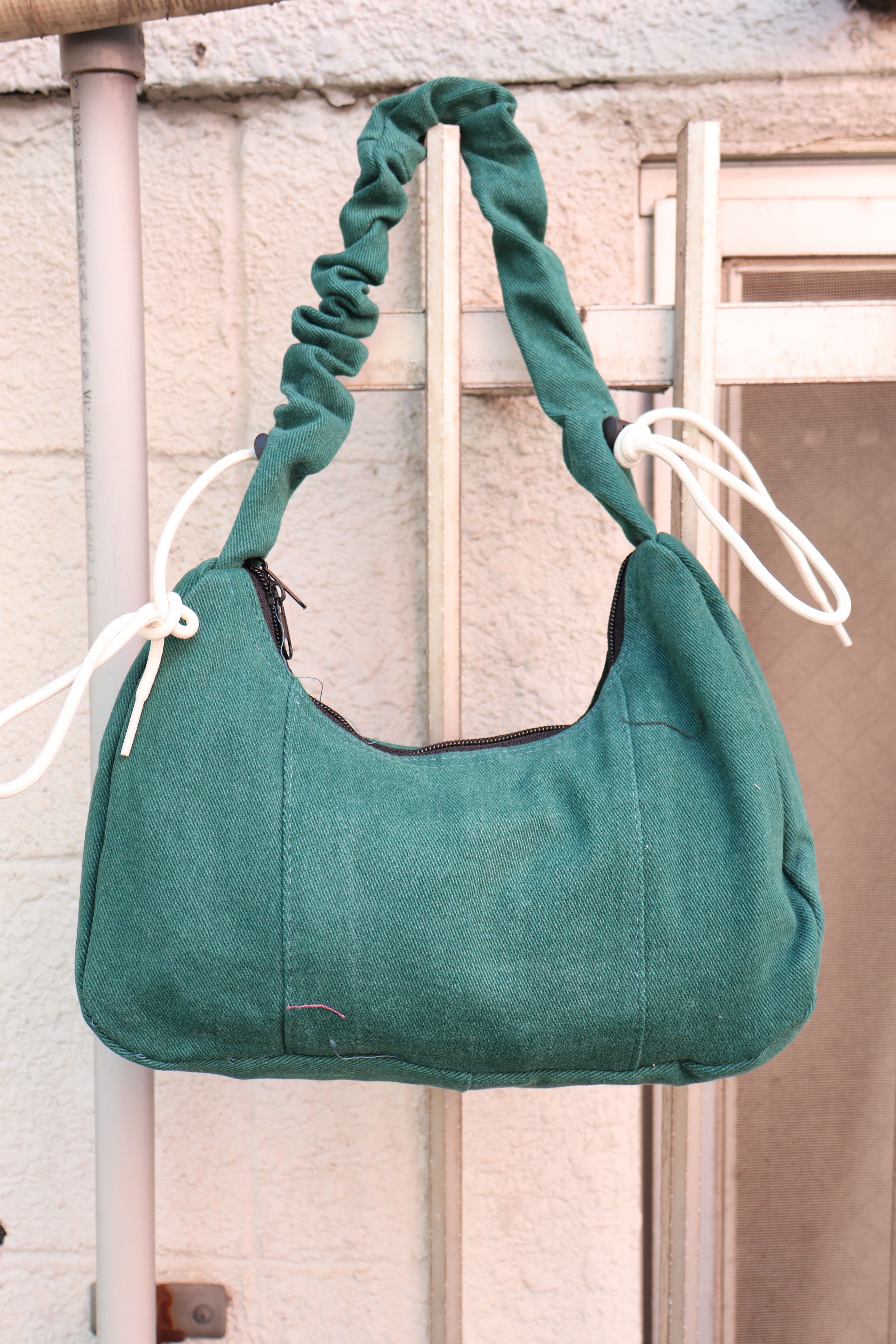 Ad Shoulder Bag 
