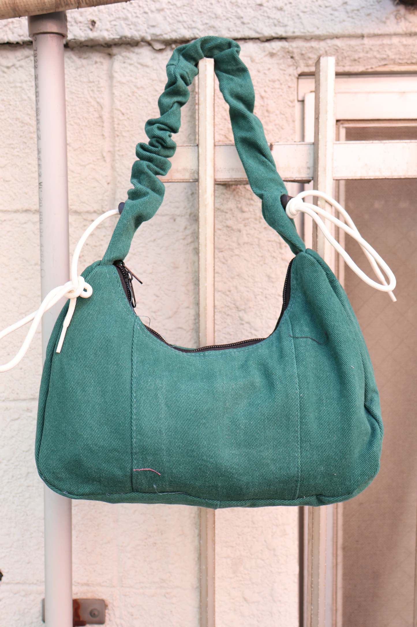 Ad Shoulder Bag 