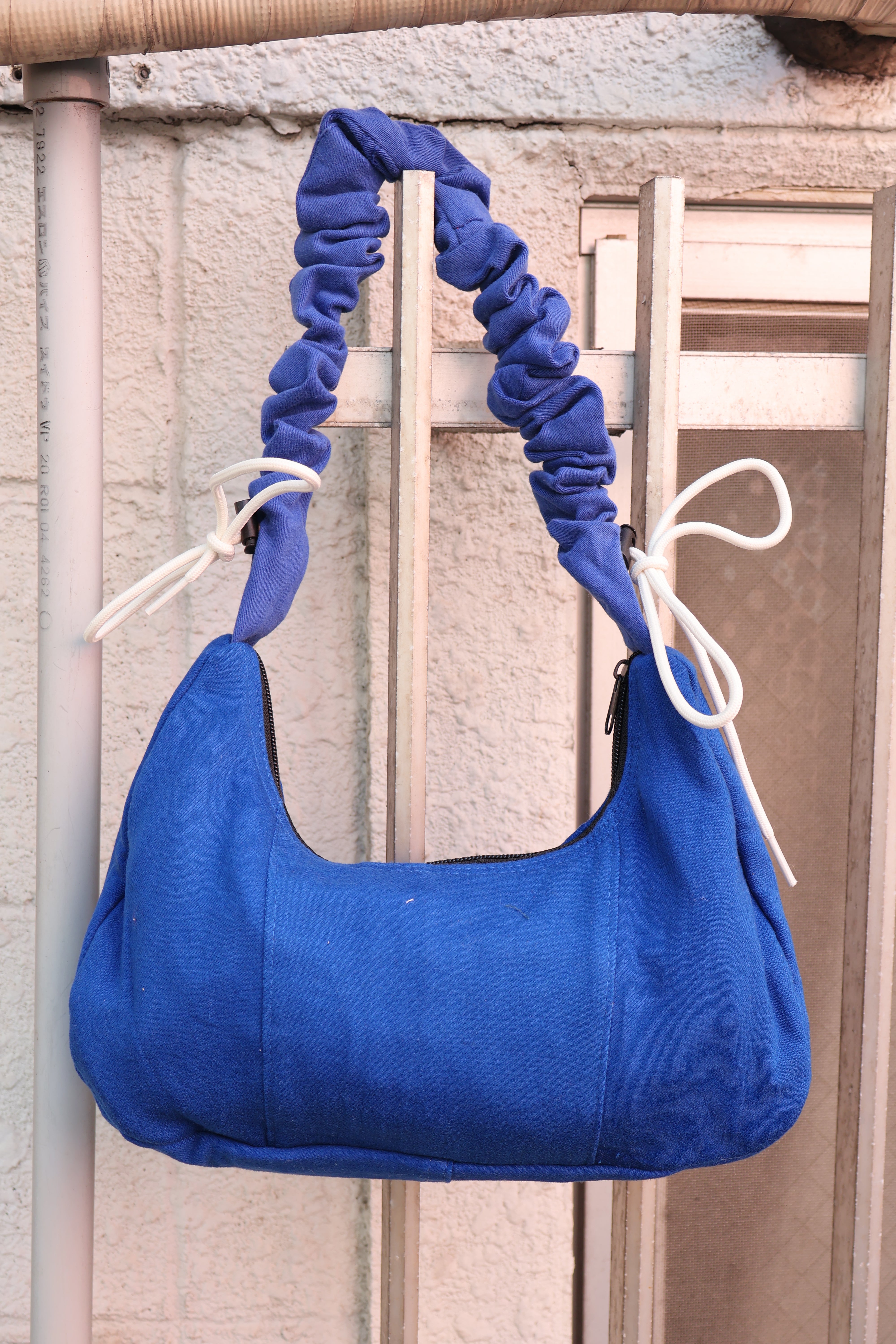 Ad Shoulder Bag 