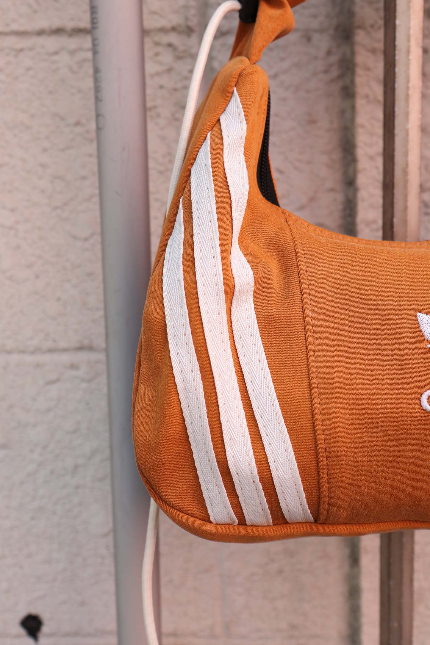 Ad Shoulder Bag 