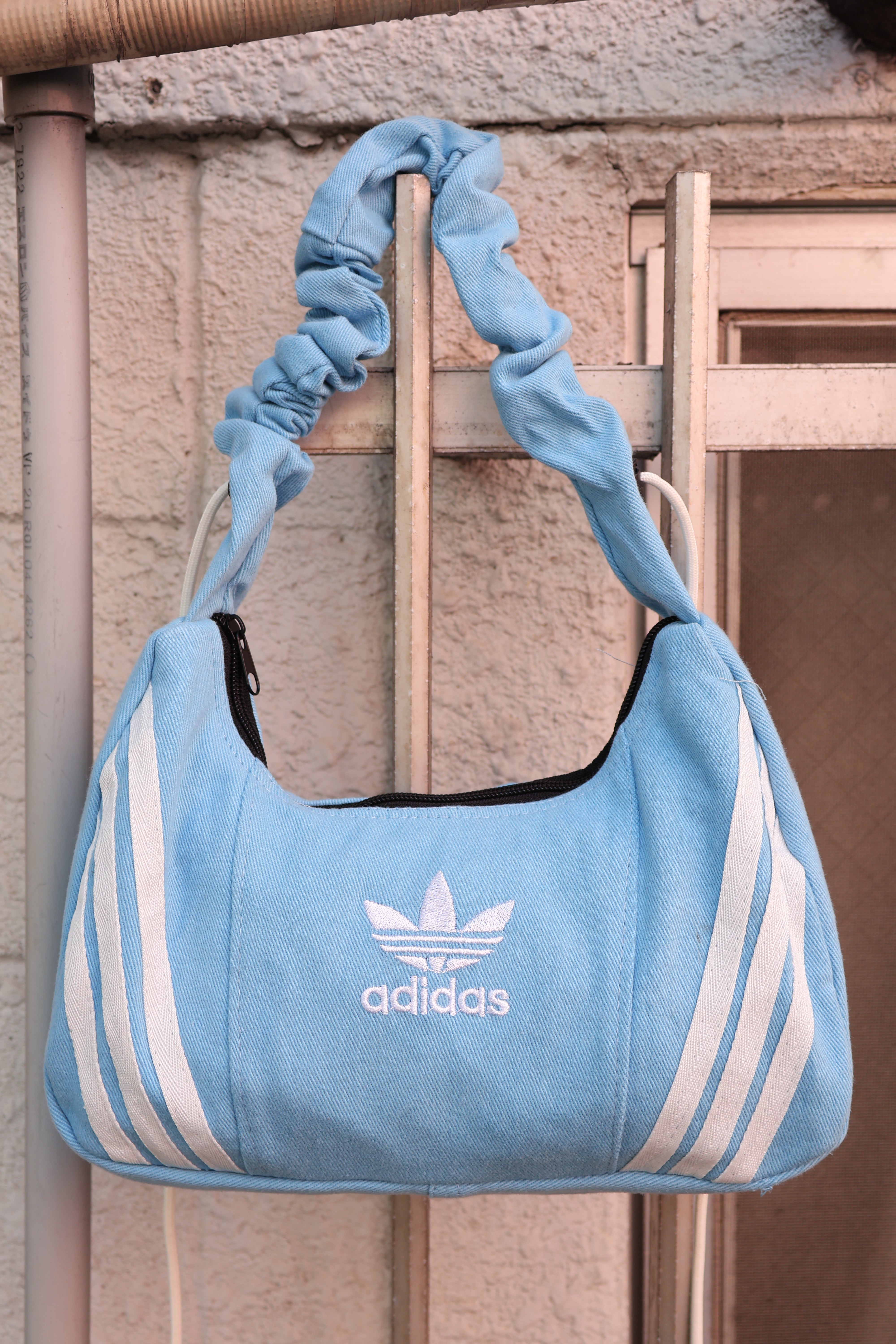 Ad Shoulder Bag 