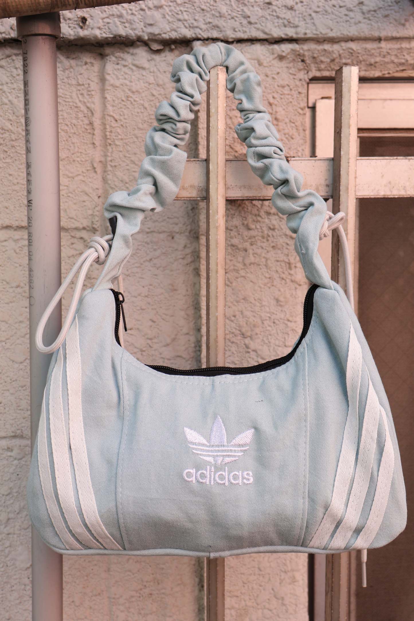 Ad Shoulder Bag 