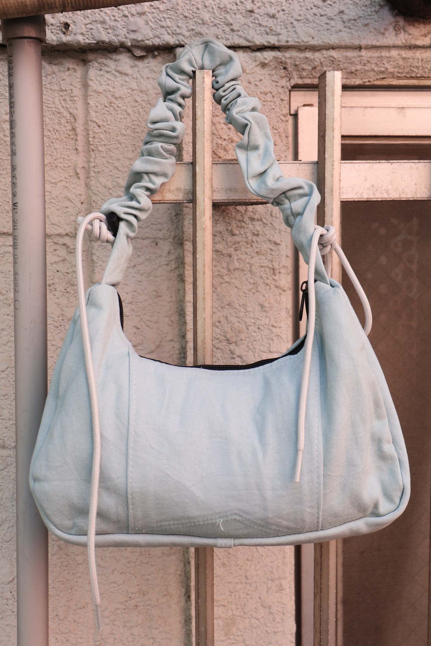 Ad Shoulder Bag 