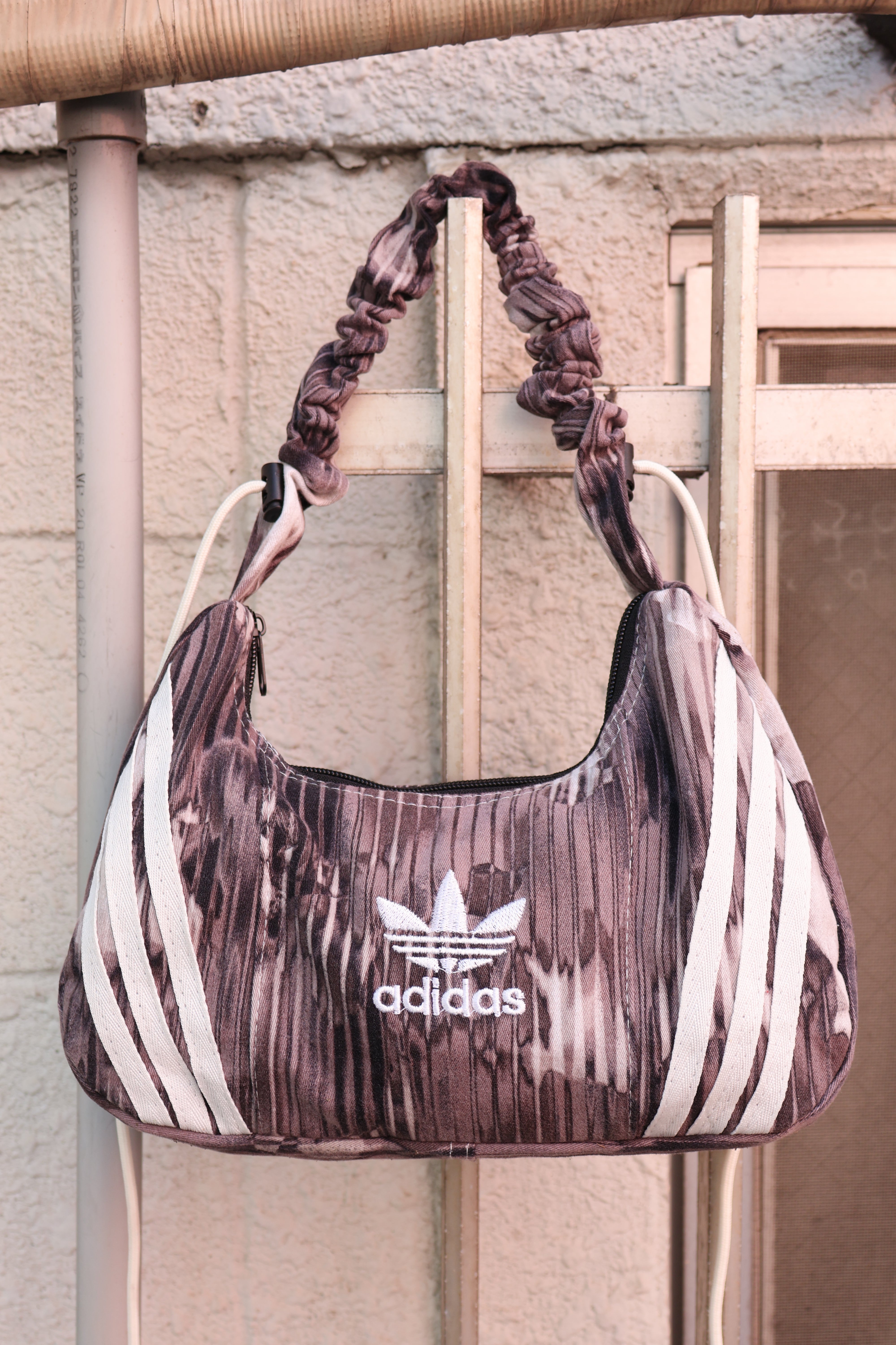 Ad Shoulder Bag 