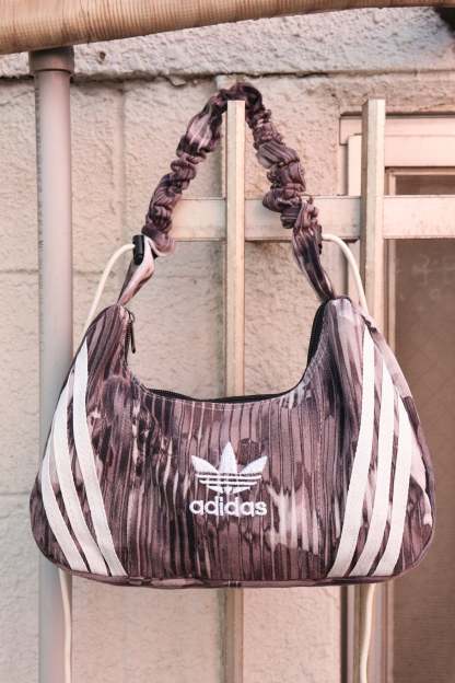 Ad Shoulder Bag 