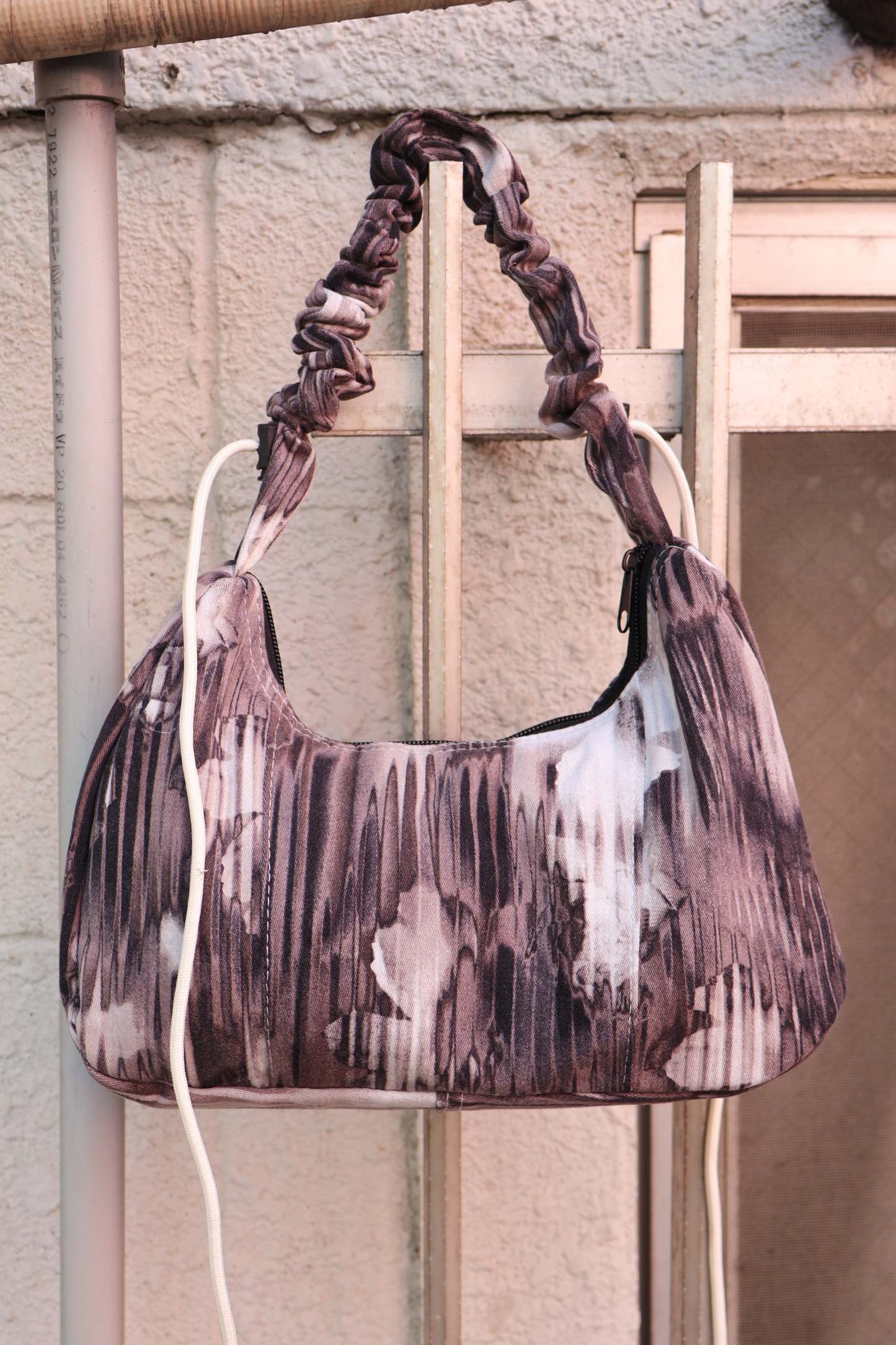 Ad Shoulder Bag 