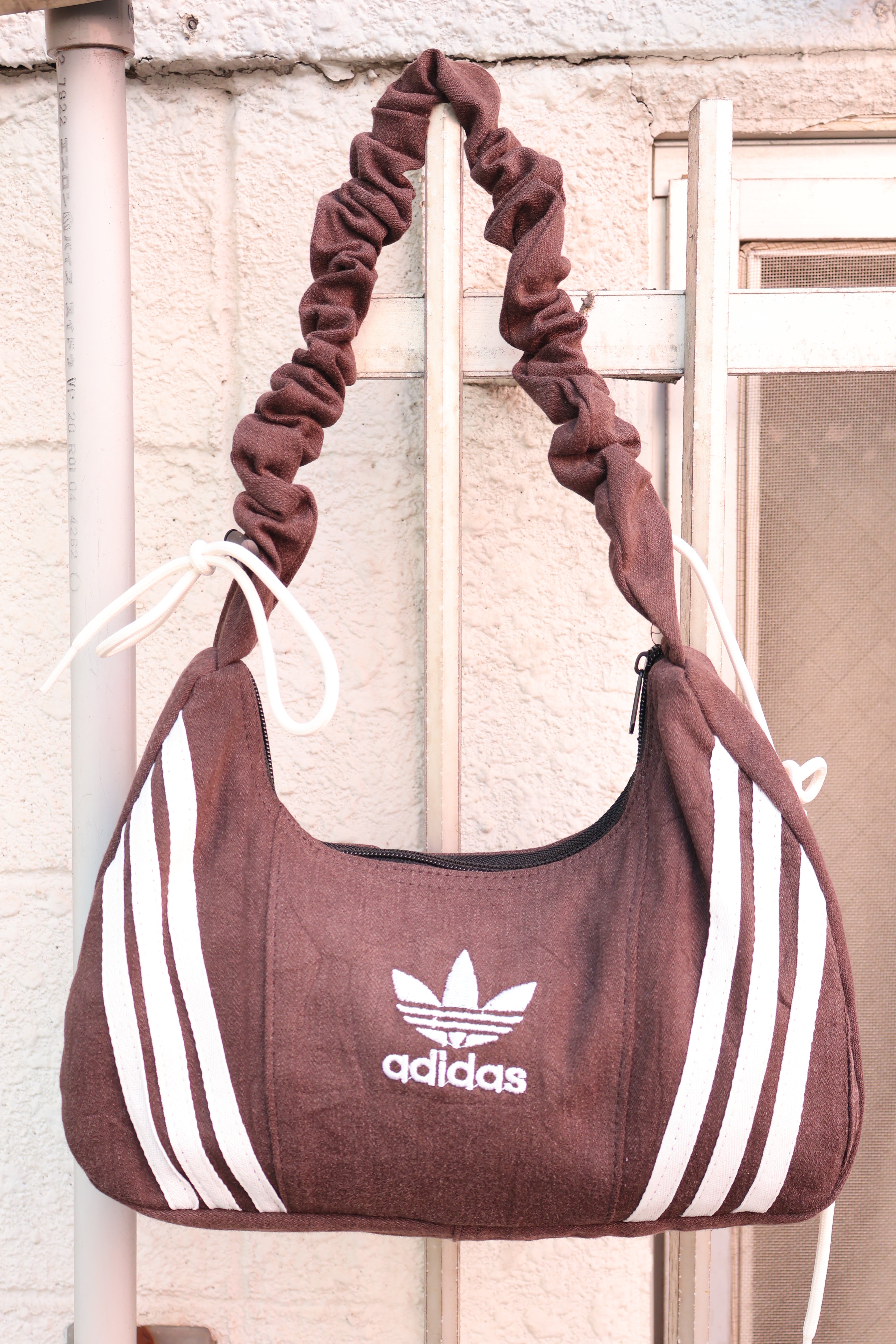 Ad Shoulder Bag 