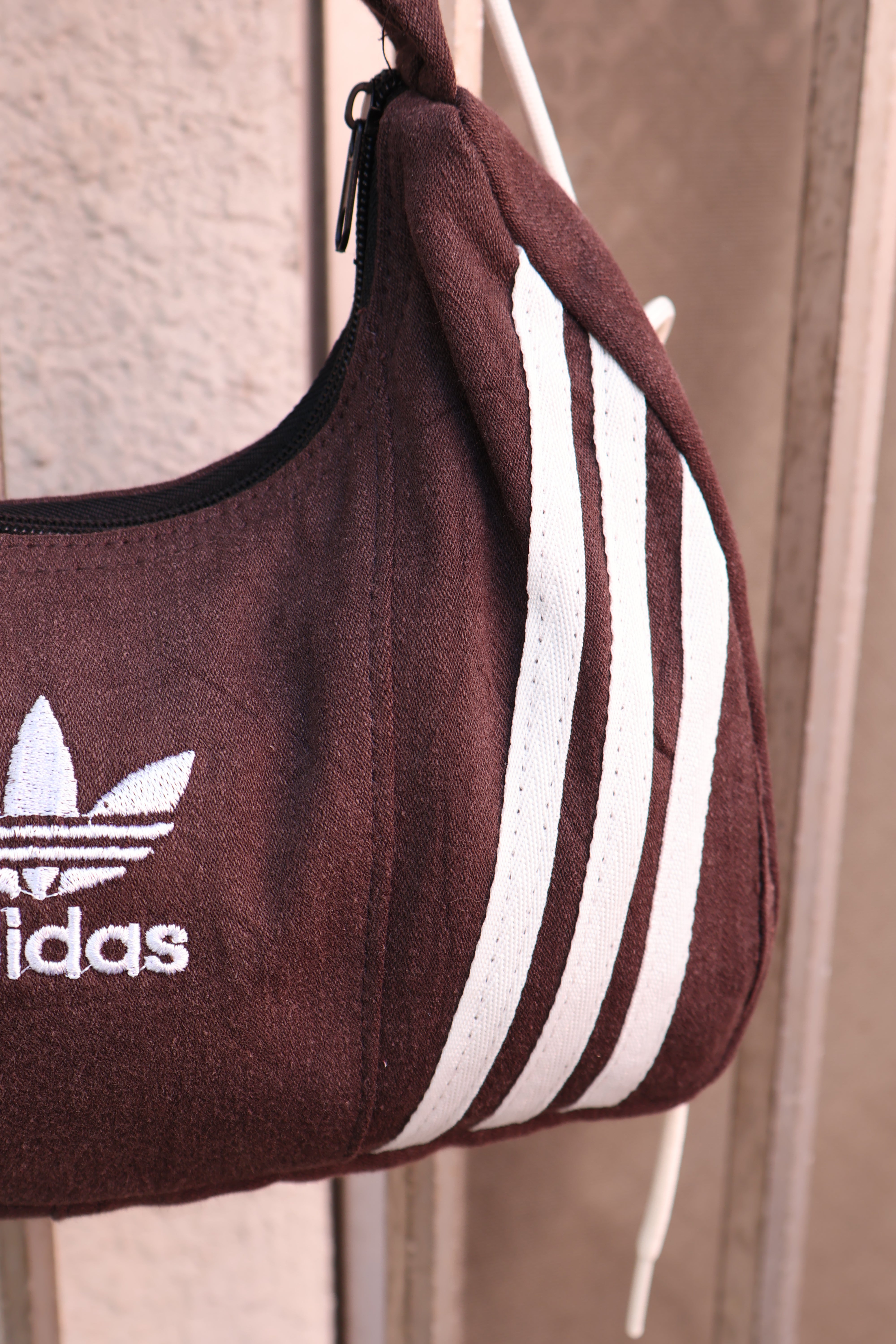 Ad Shoulder Bag 