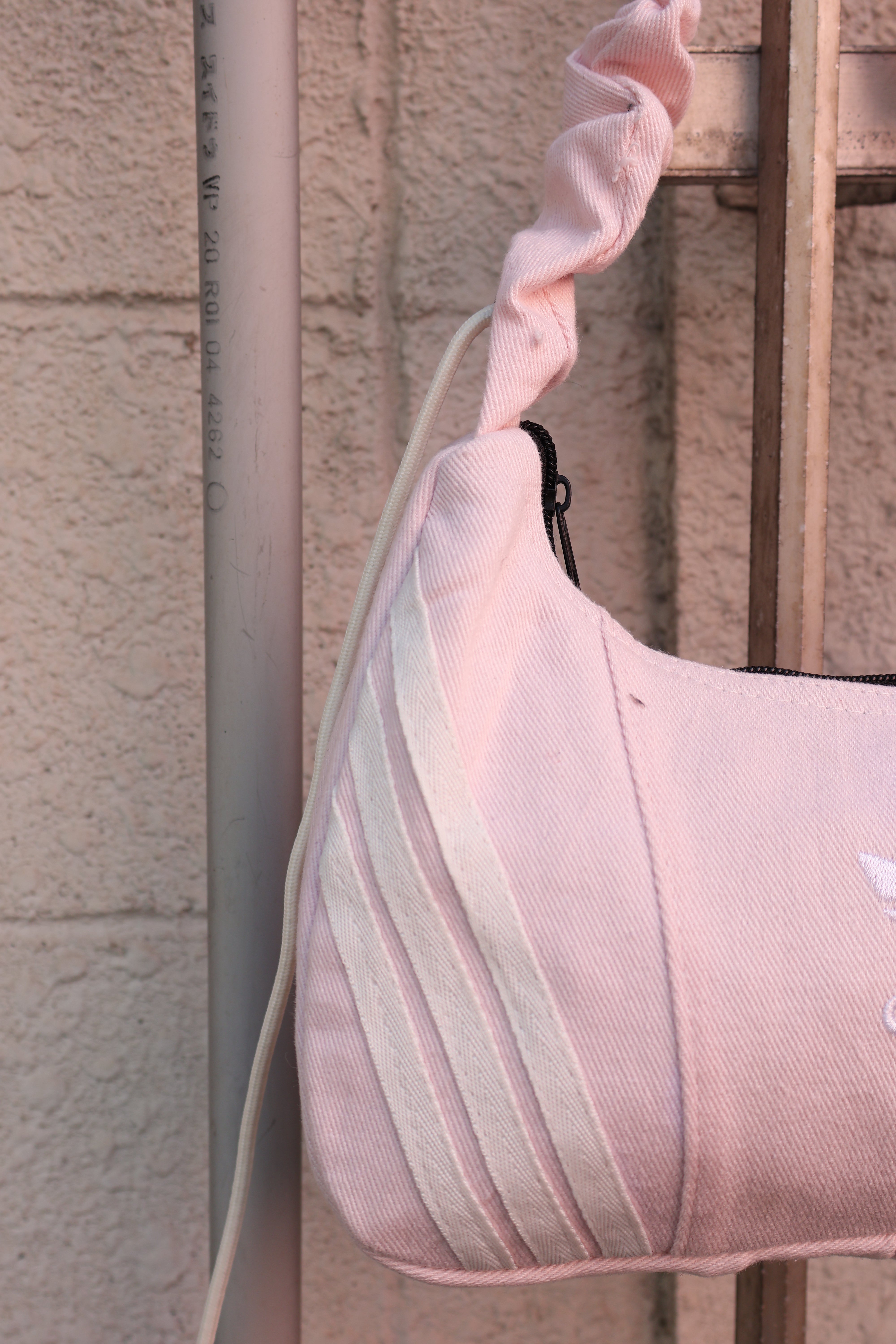 Ad Shoulder Bag 