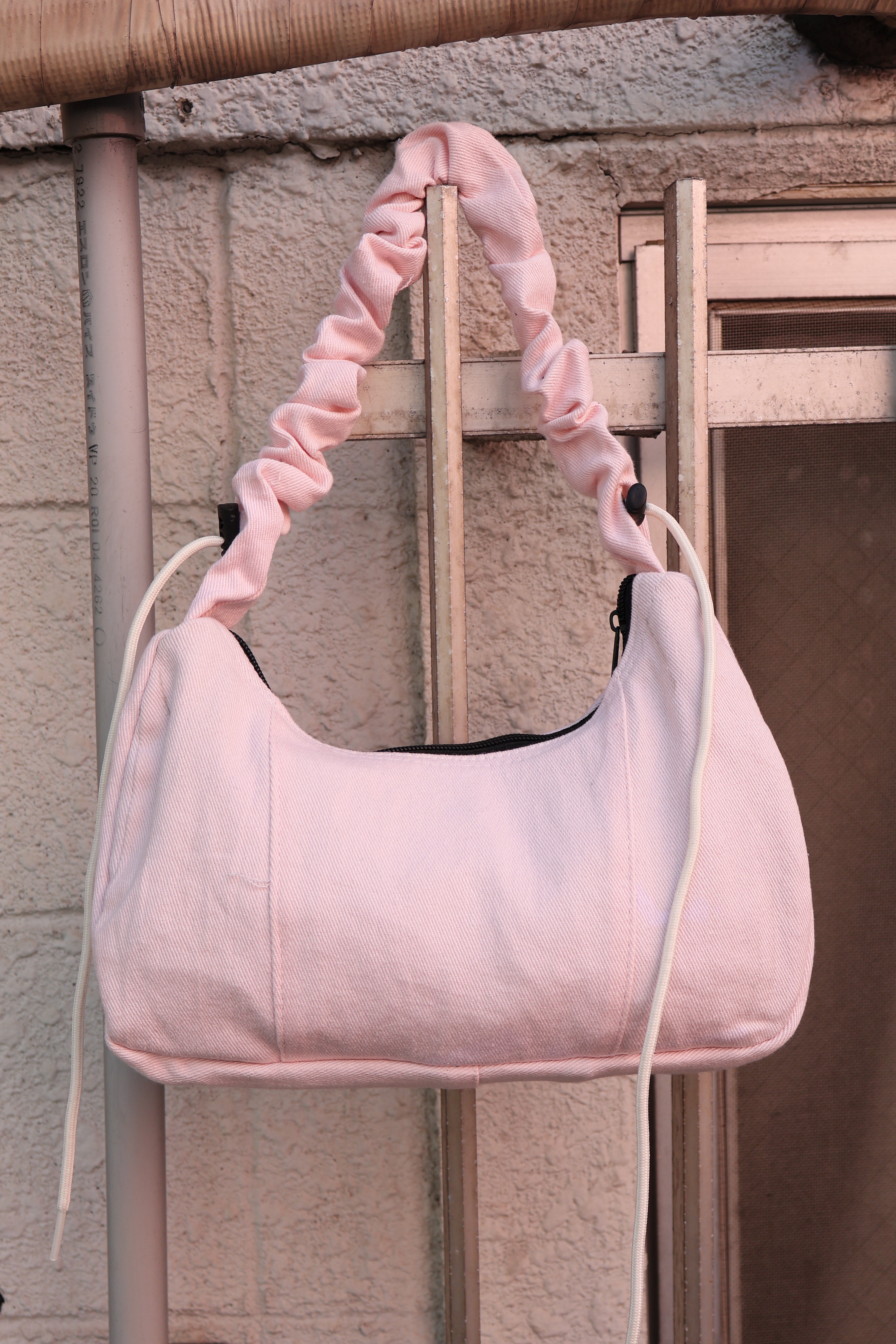 Ad Shoulder Bag 
