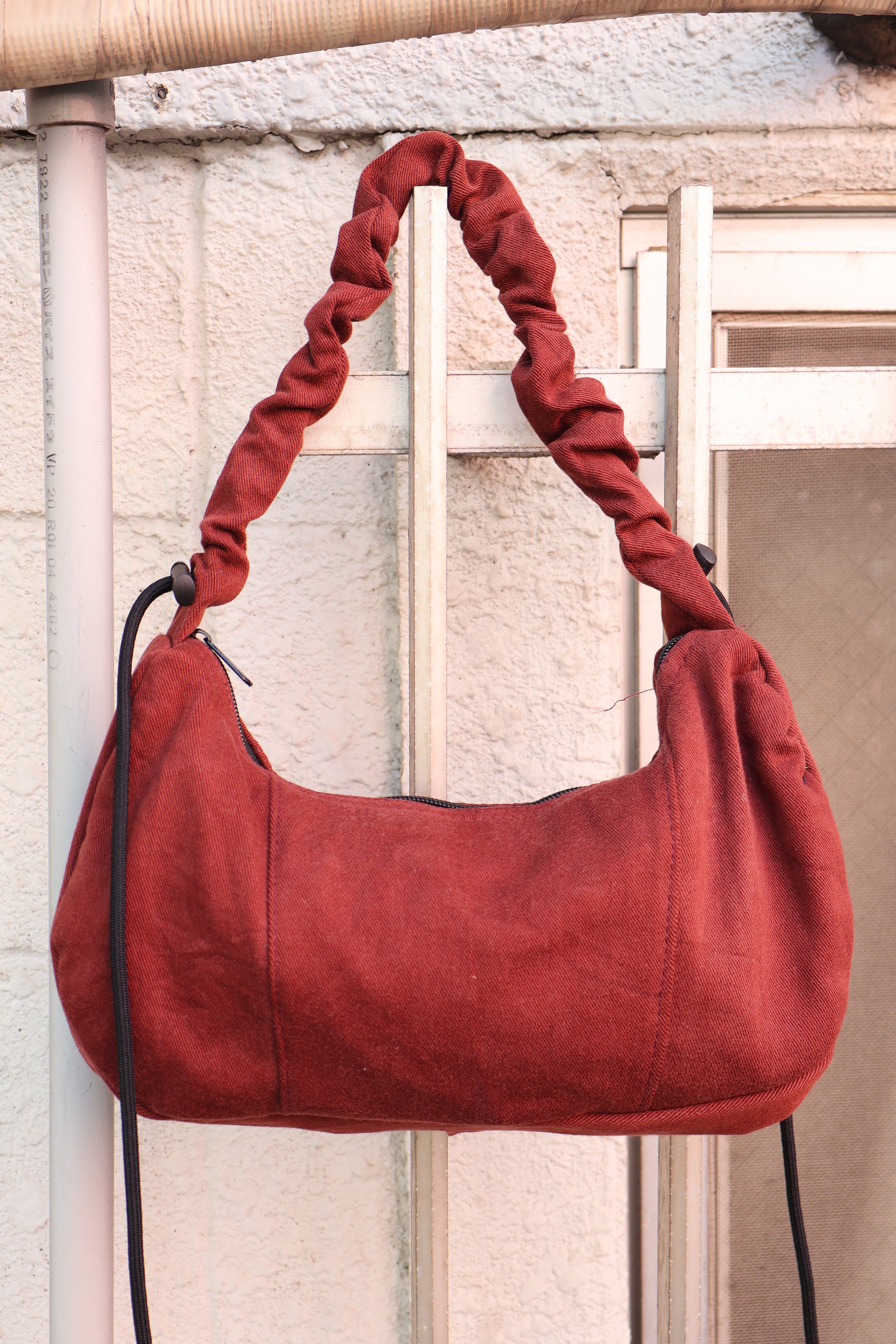 Ad Shoulder Bag 