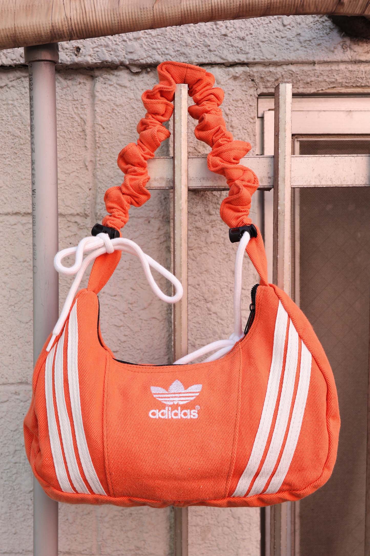 Ad Shoulder Bag 
