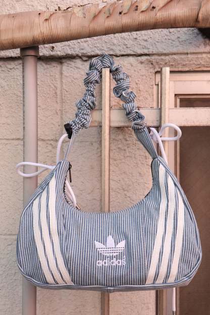 Ad Shoulder Bag 