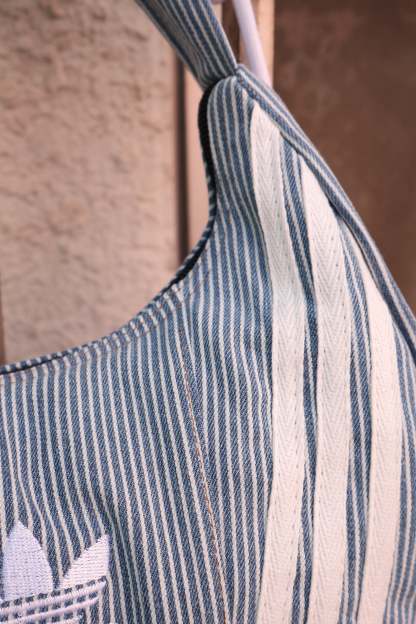 Ad Shoulder Bag 