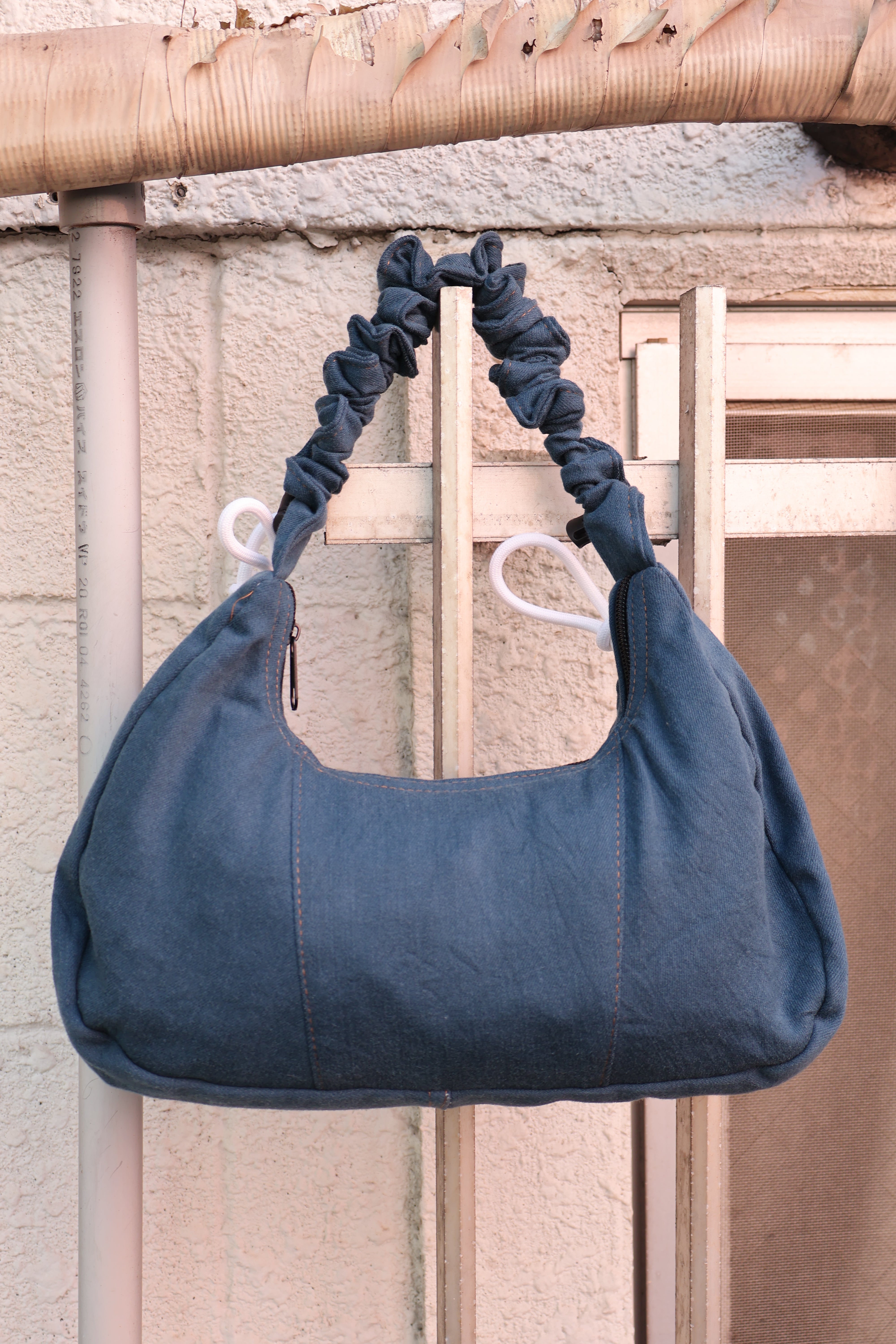 Ad Shoulder Bag 