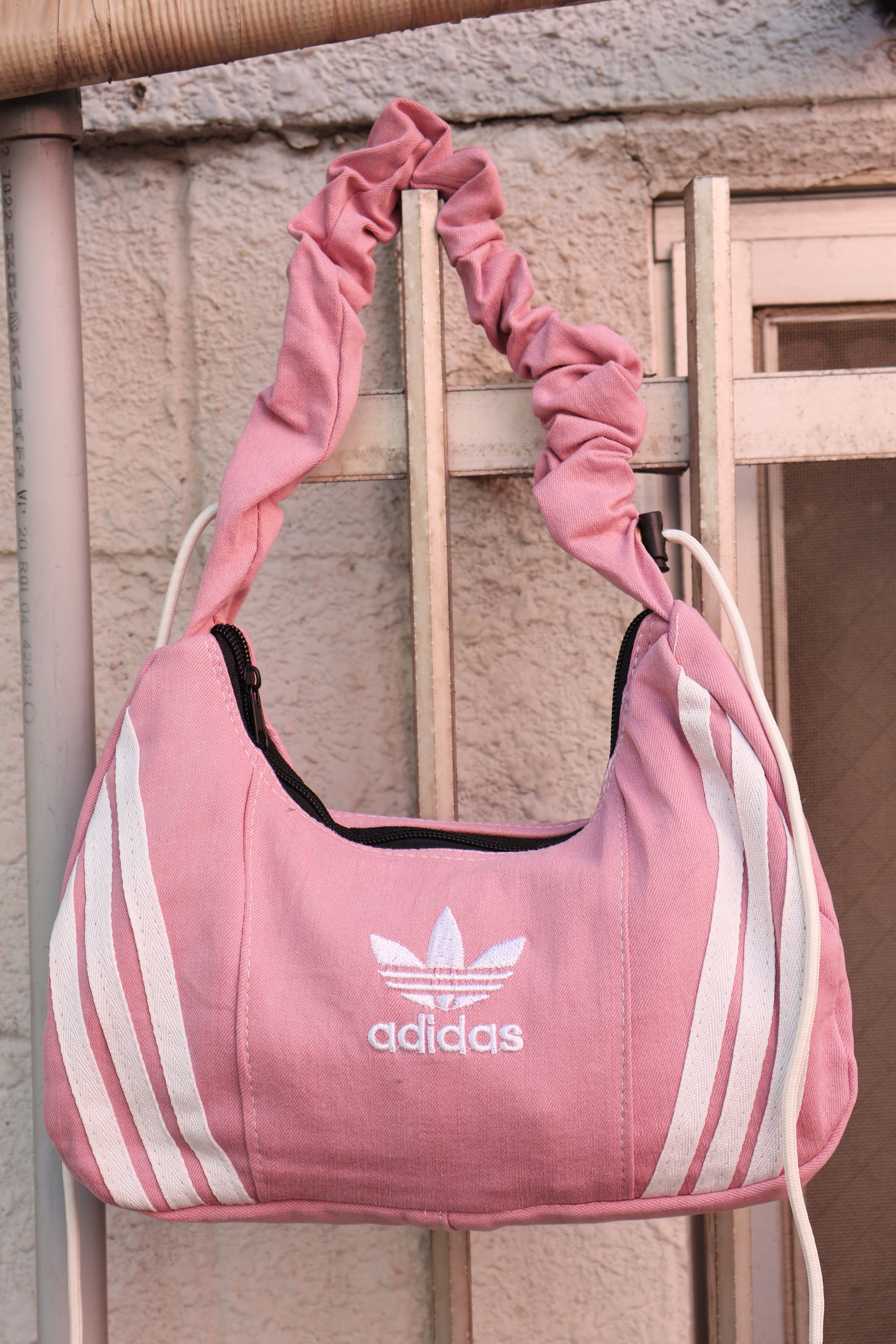 Ad Shoulder Bag 