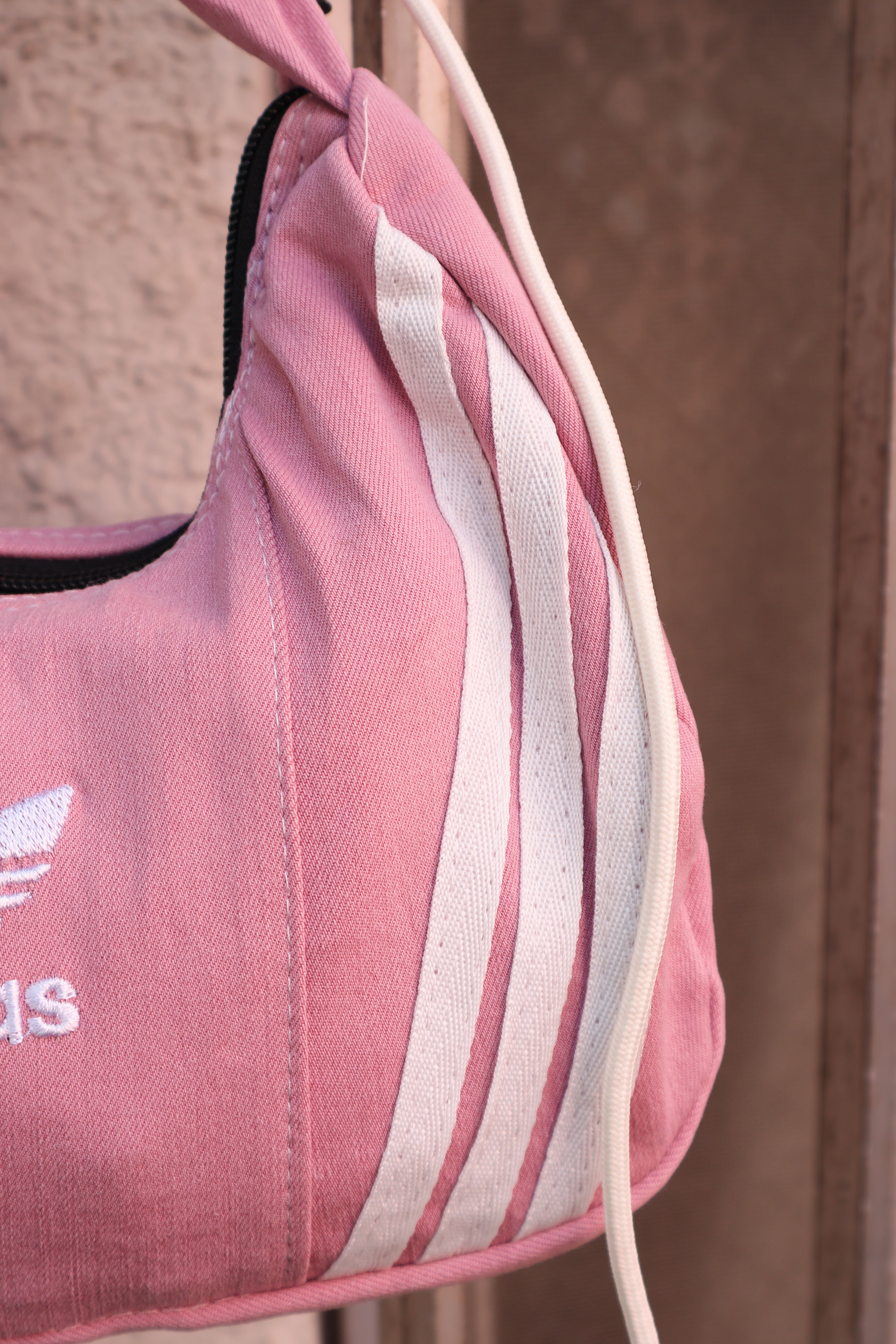 Ad Shoulder Bag 
