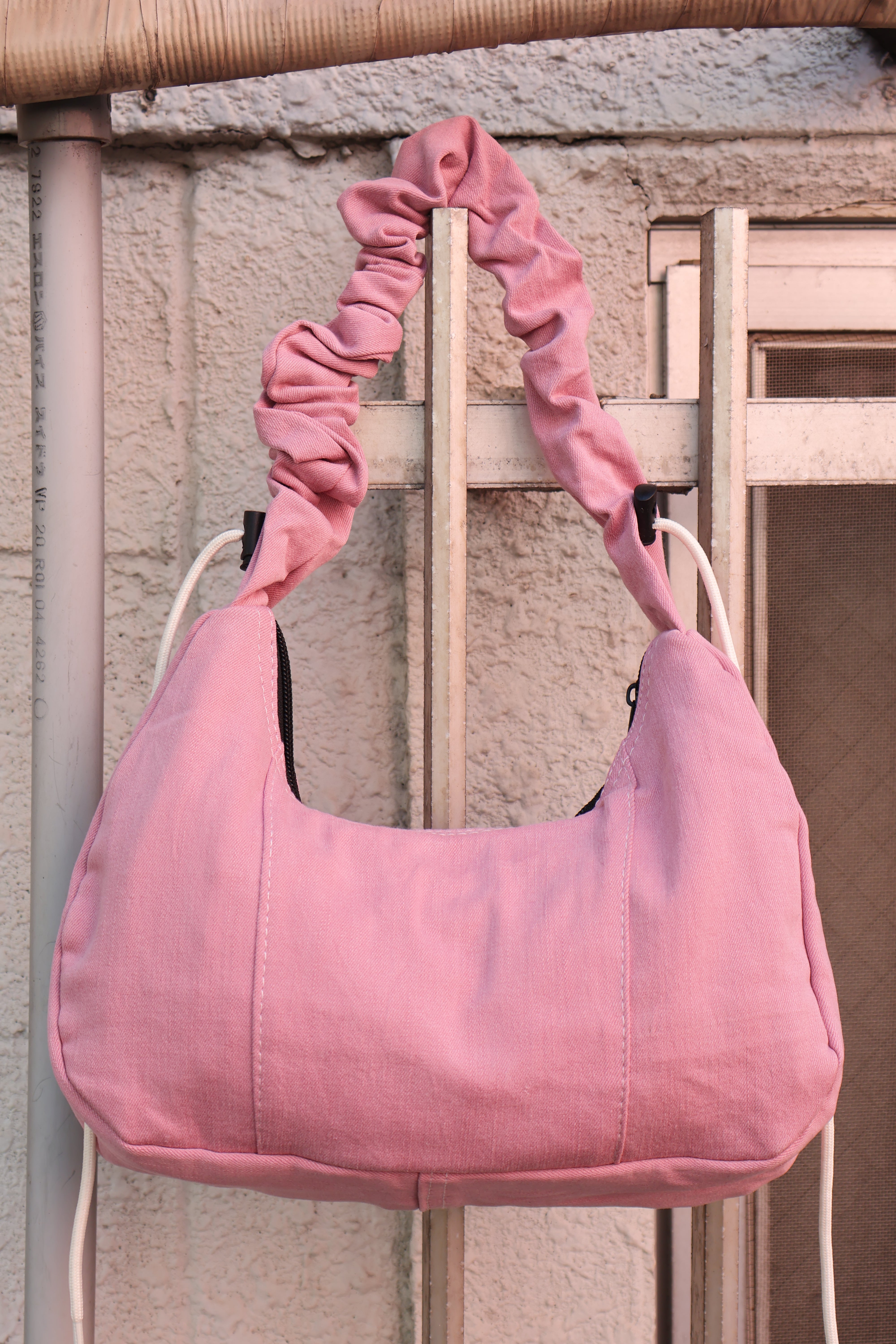 Ad Shoulder Bag 