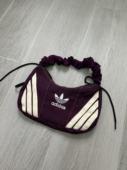 A的Shoulder Bag