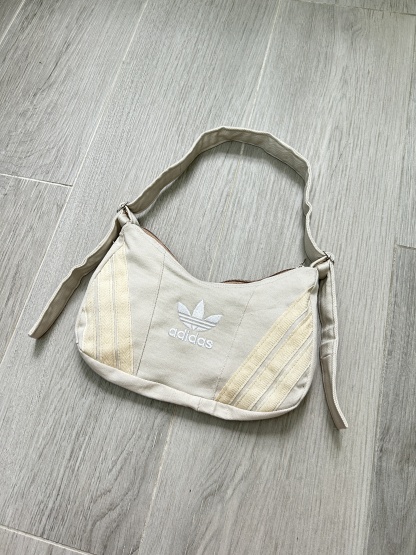Ad Shoulder Bag