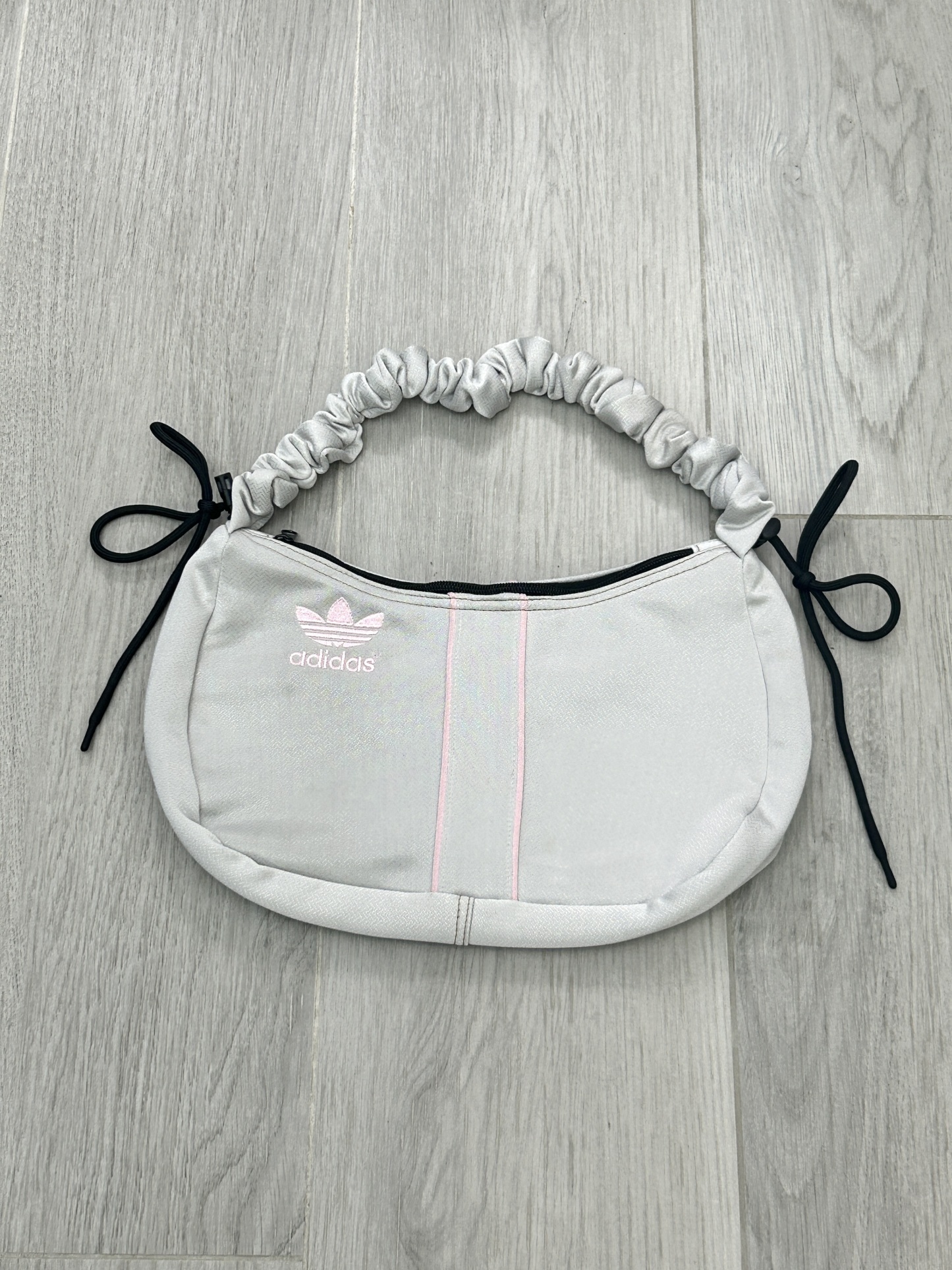 Ad Shoulder Bag