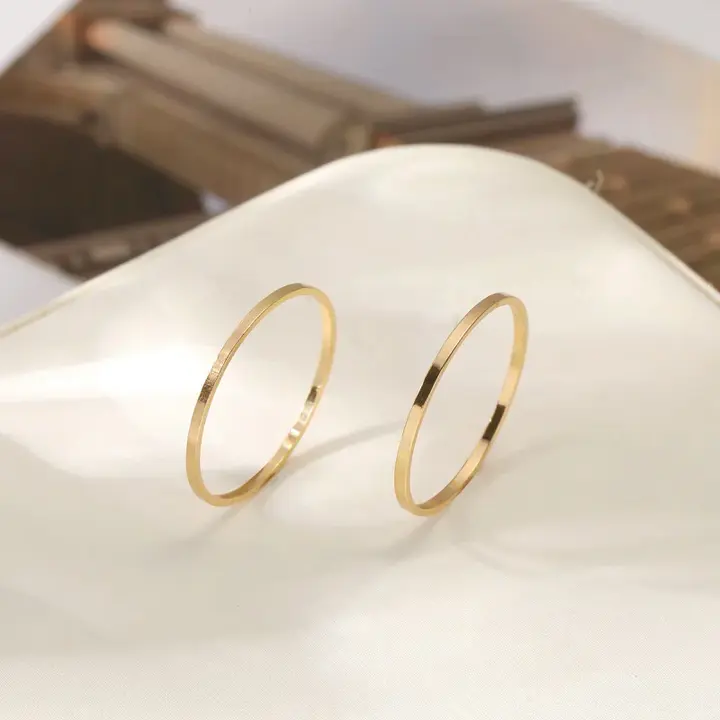 Ring - Smooth and thin ring