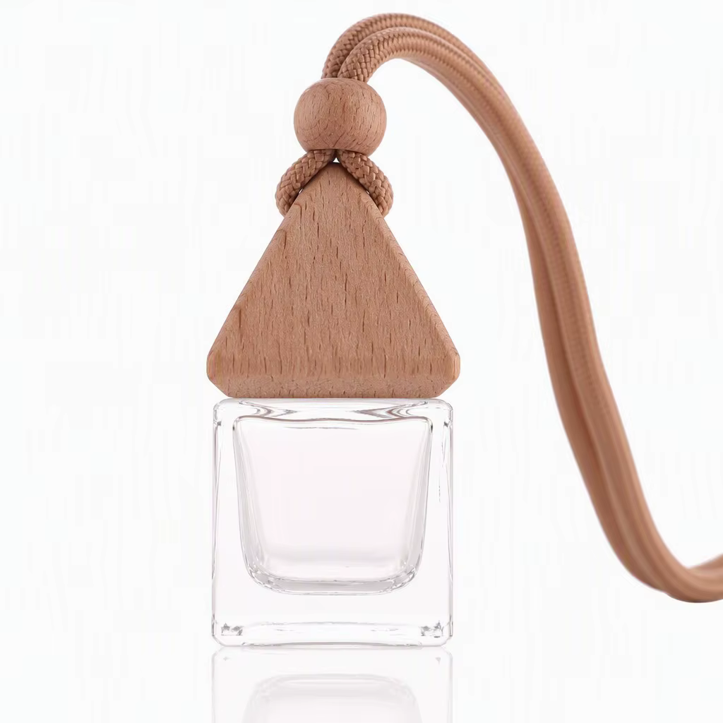[Wholesale] Premium Car Aromatherapy Bottles - Triangular Wood Cap & Hanging Rope (MOQ 50 Units)