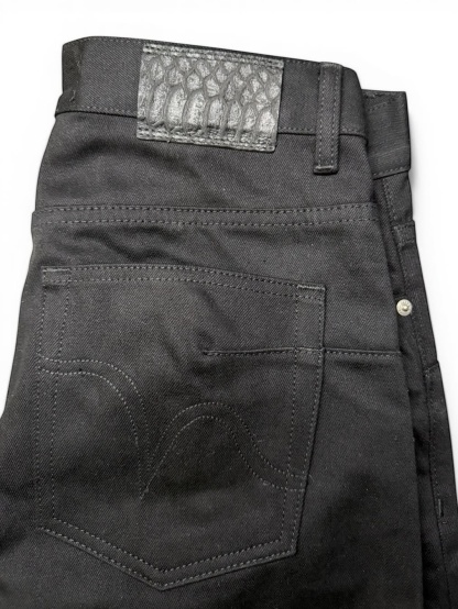 "WYVERN" DENIM